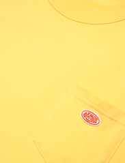 Armor Lux - Basic Pocket T-shirt Héritage - t-shirts - yellow e24 - 5