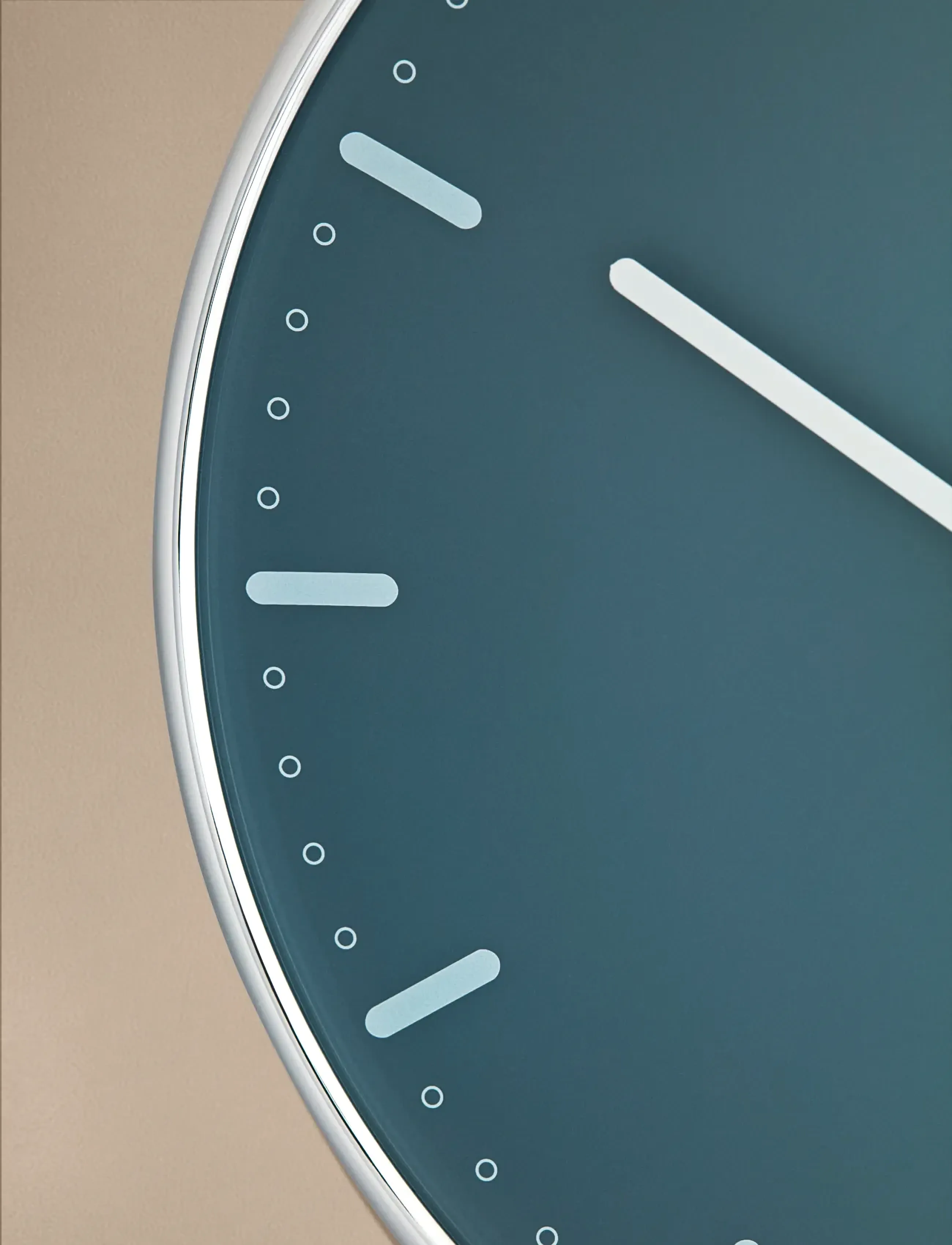 Arne Jacobsen Clocks - City Hall Wall clock Ø29 cm blue - horloges murales - blue - 3