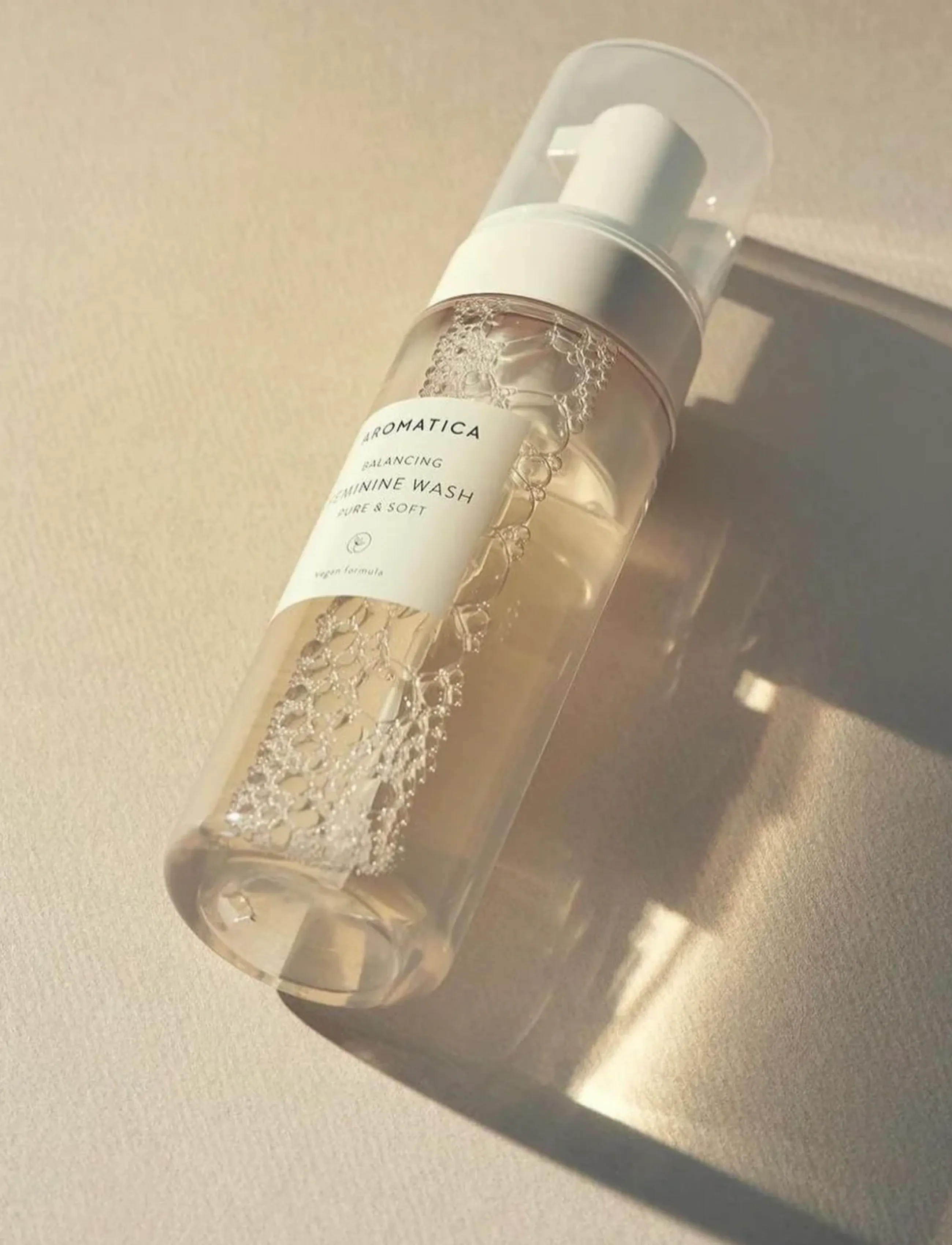 Aromatica - Pure & Soft Feminine Wash - intiimipesuaineet - clear - 2