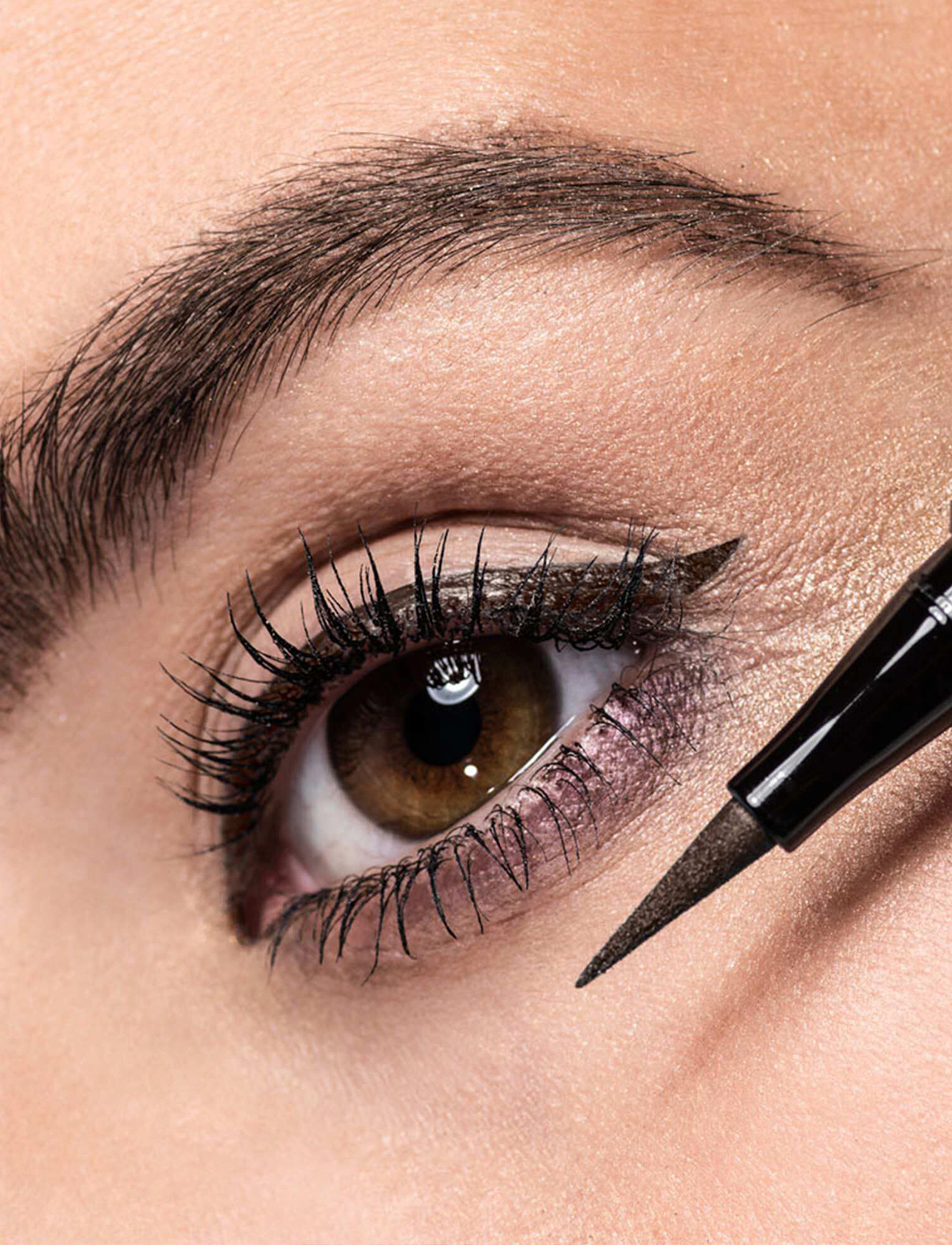 Artdeco Liquid Liner Long Lasting Intense, 0.6 ml, Black, Øjne > Eyeliner, Dame