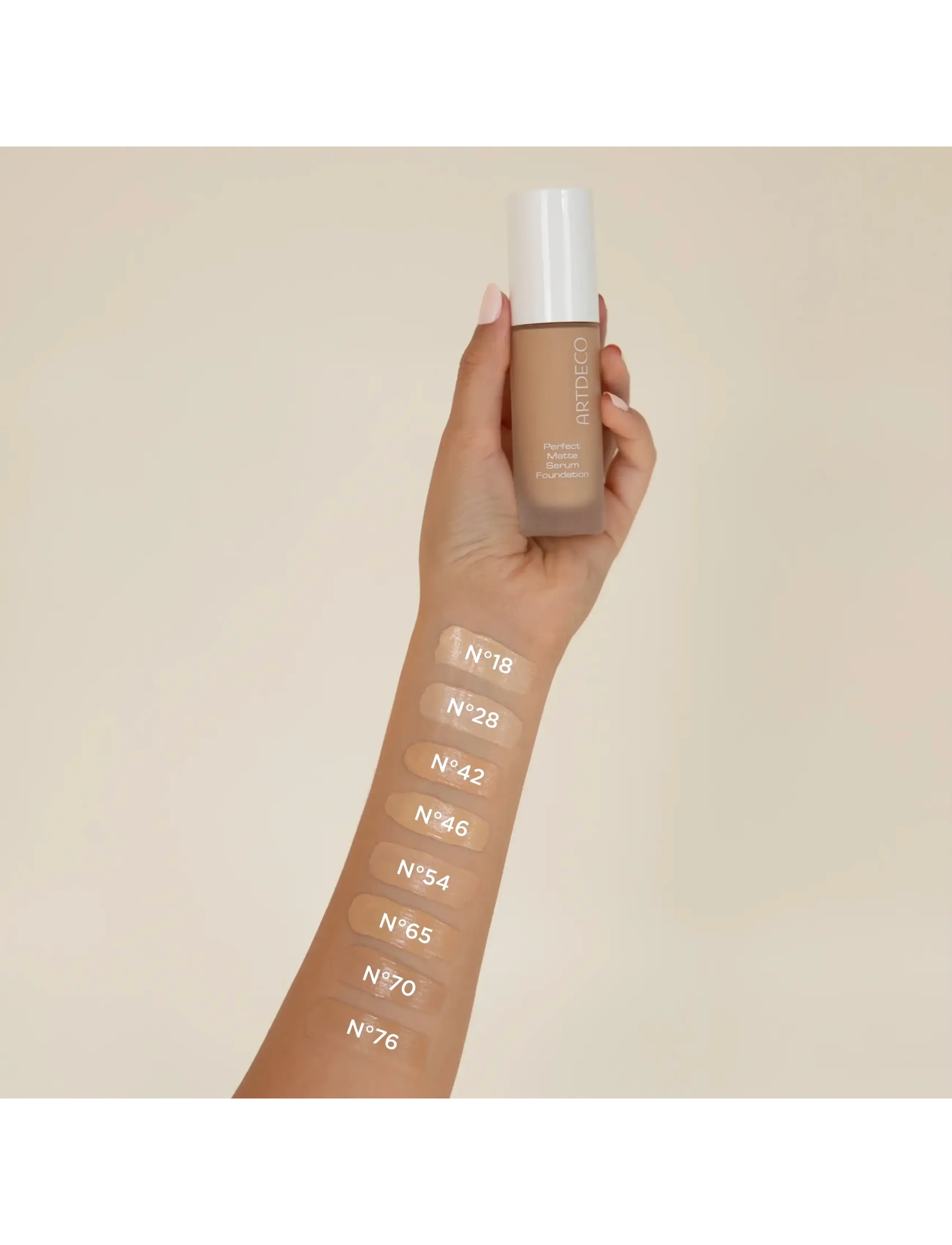 Artdeco - Perfect Matte Serum Foundation - makeup - 18 nude beige/neutral - 3