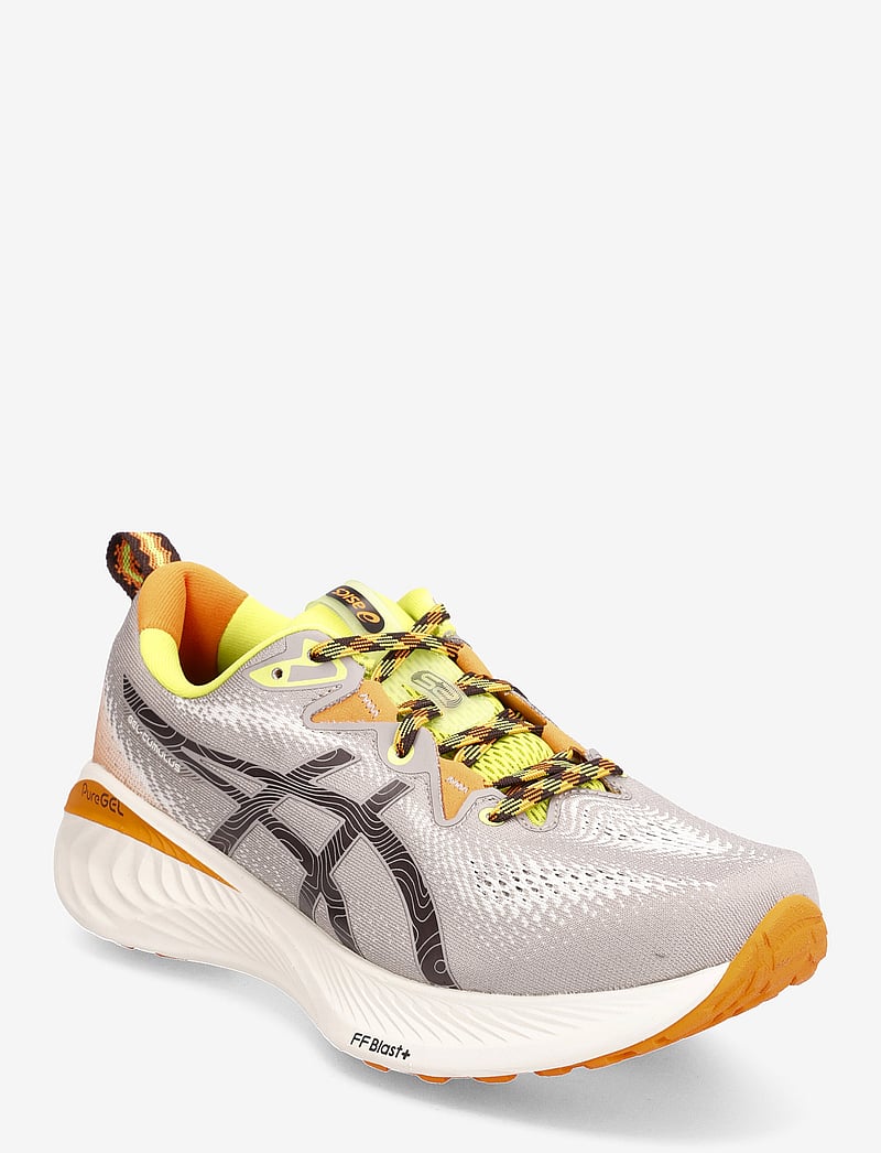 Asics outlet hot sale near me delivery
