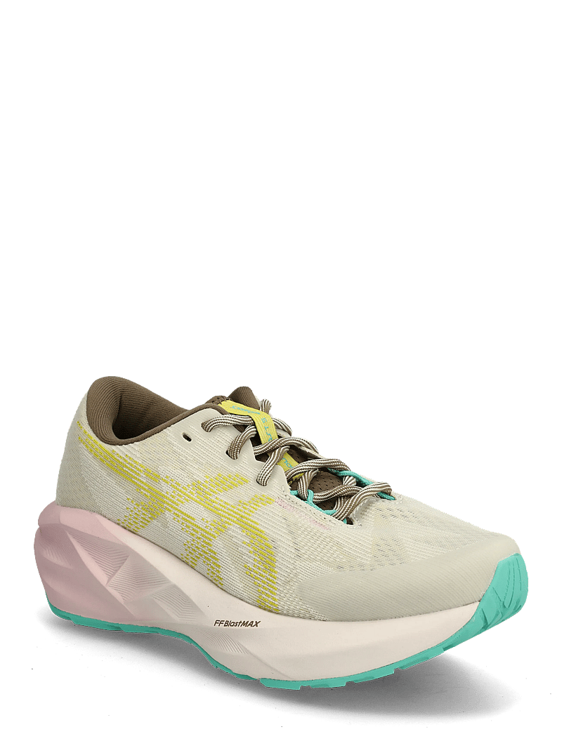 Asics - NOVABLAST 5 TR - shoes - light dust/cacti - 0