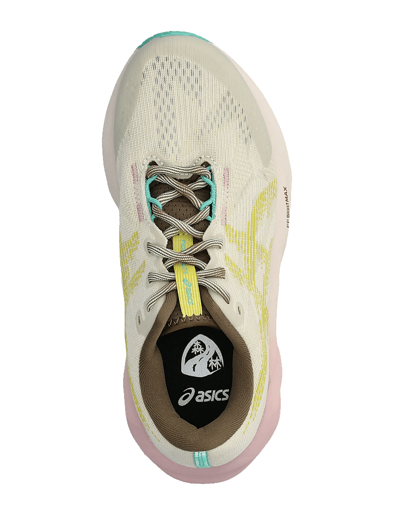 Asics - NOVABLAST 5 TR - shoes - light dust/cacti - 3