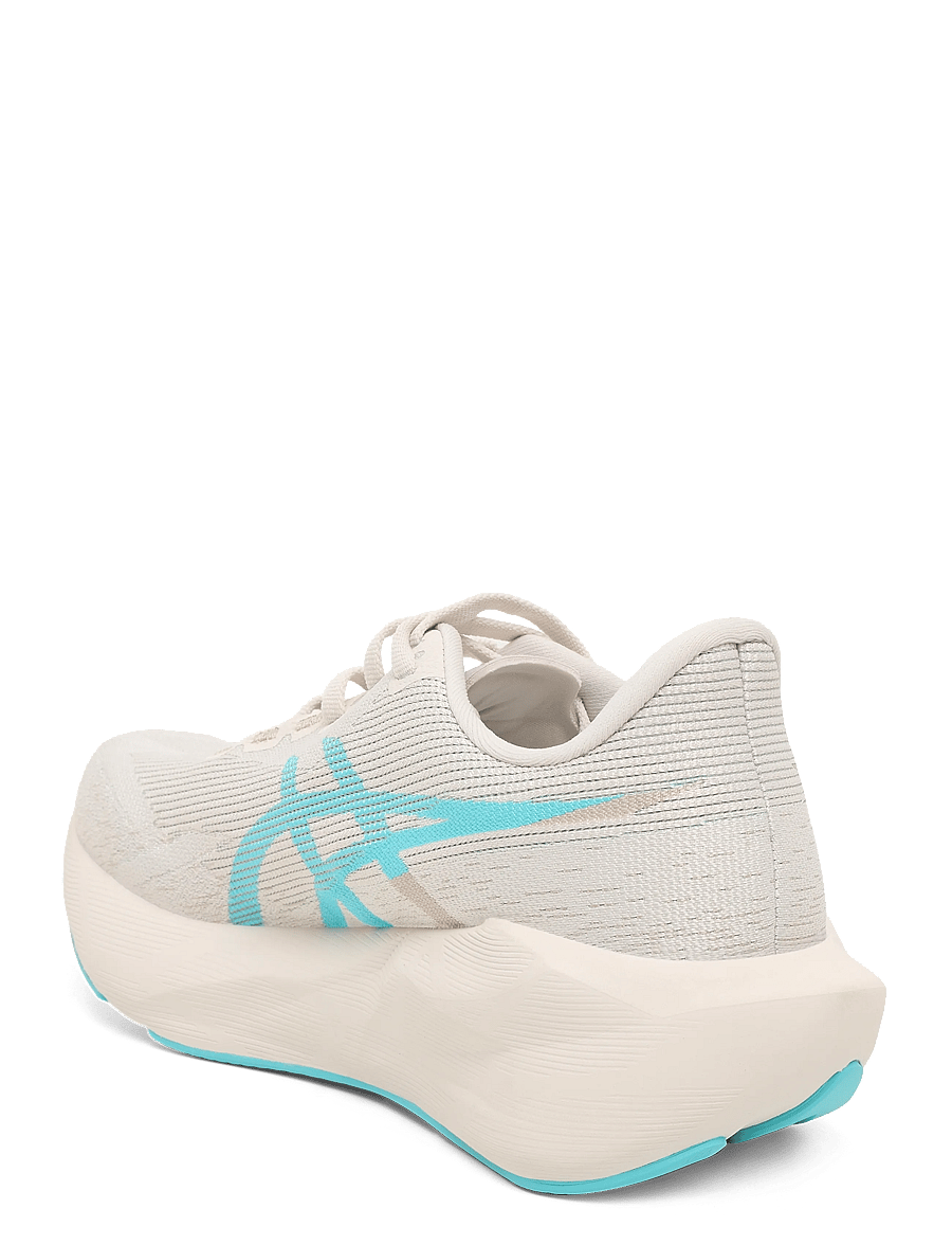 Asics - NOVABLAST 6 - shoes - soft oat/energy aqua - 1