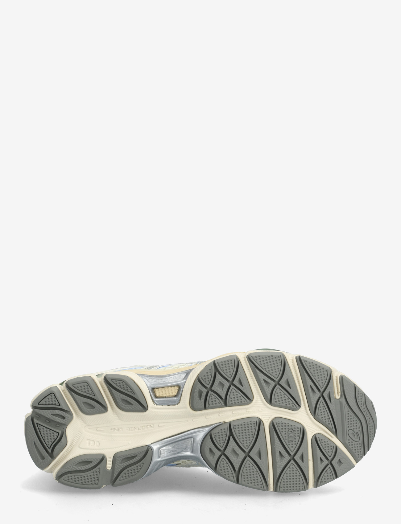 Asics - GEL-CUMULUS 16 - lave sneakers - ivory/pure silver - 4