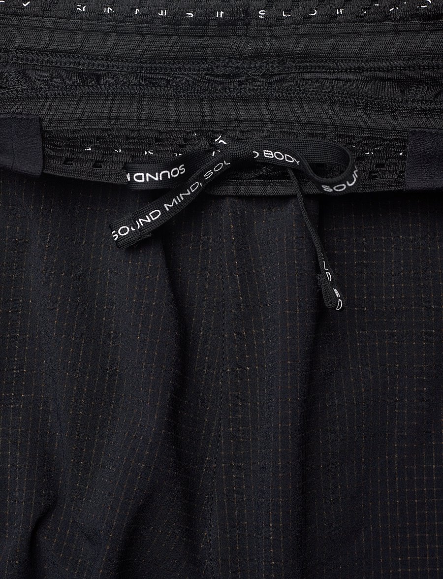 Asics - METARUN SPLIT SHORT - løbeshorts - performance black - 4