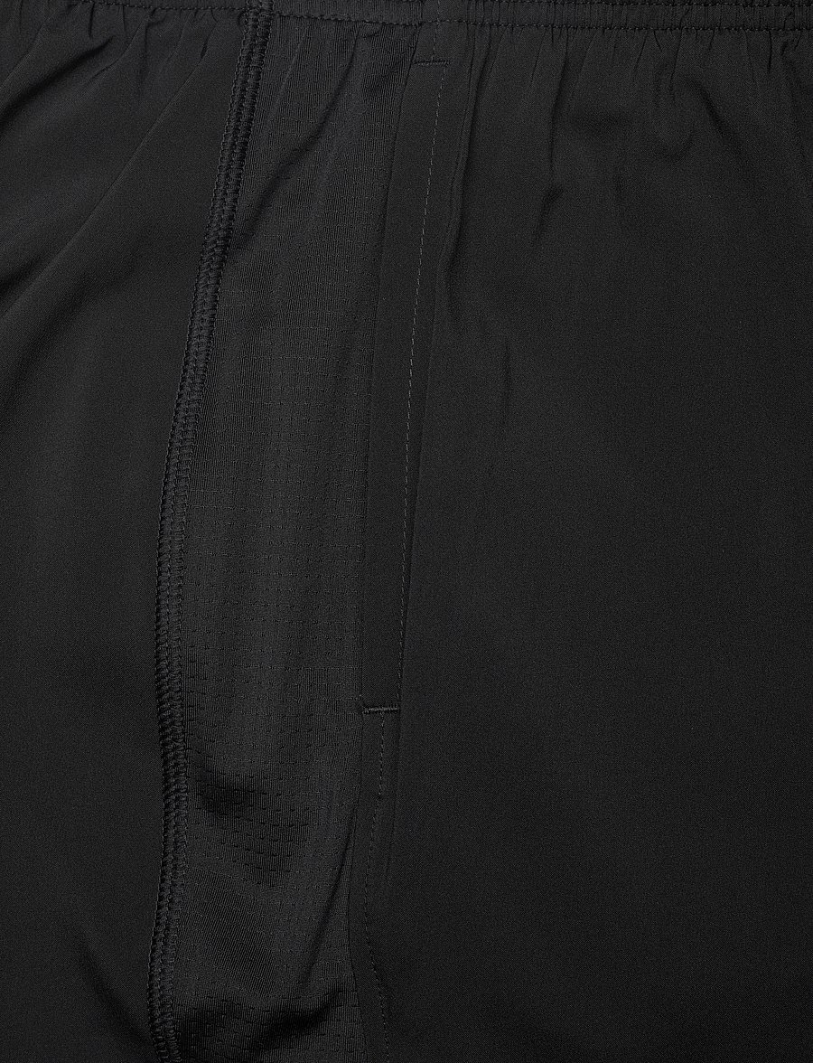 Asics - ASICS CORE 5IN SHORT - laufshorts - performance black - 2