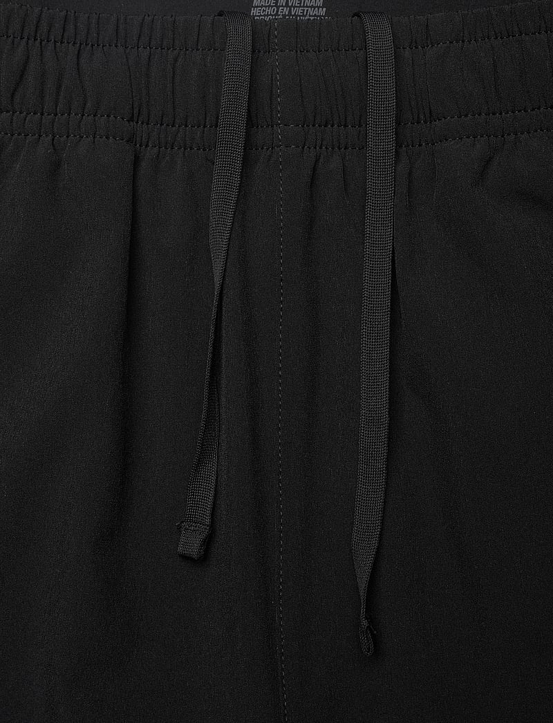 Asics - ASICS CORE WOVEN PANT - sweatpants - performance black - 5