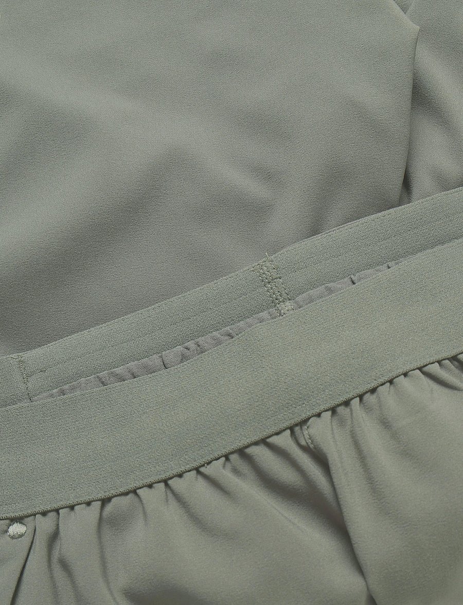Asics - ROAD 2-N-1 7IN SHORT - hardloopshorts - truffle grey - 2
