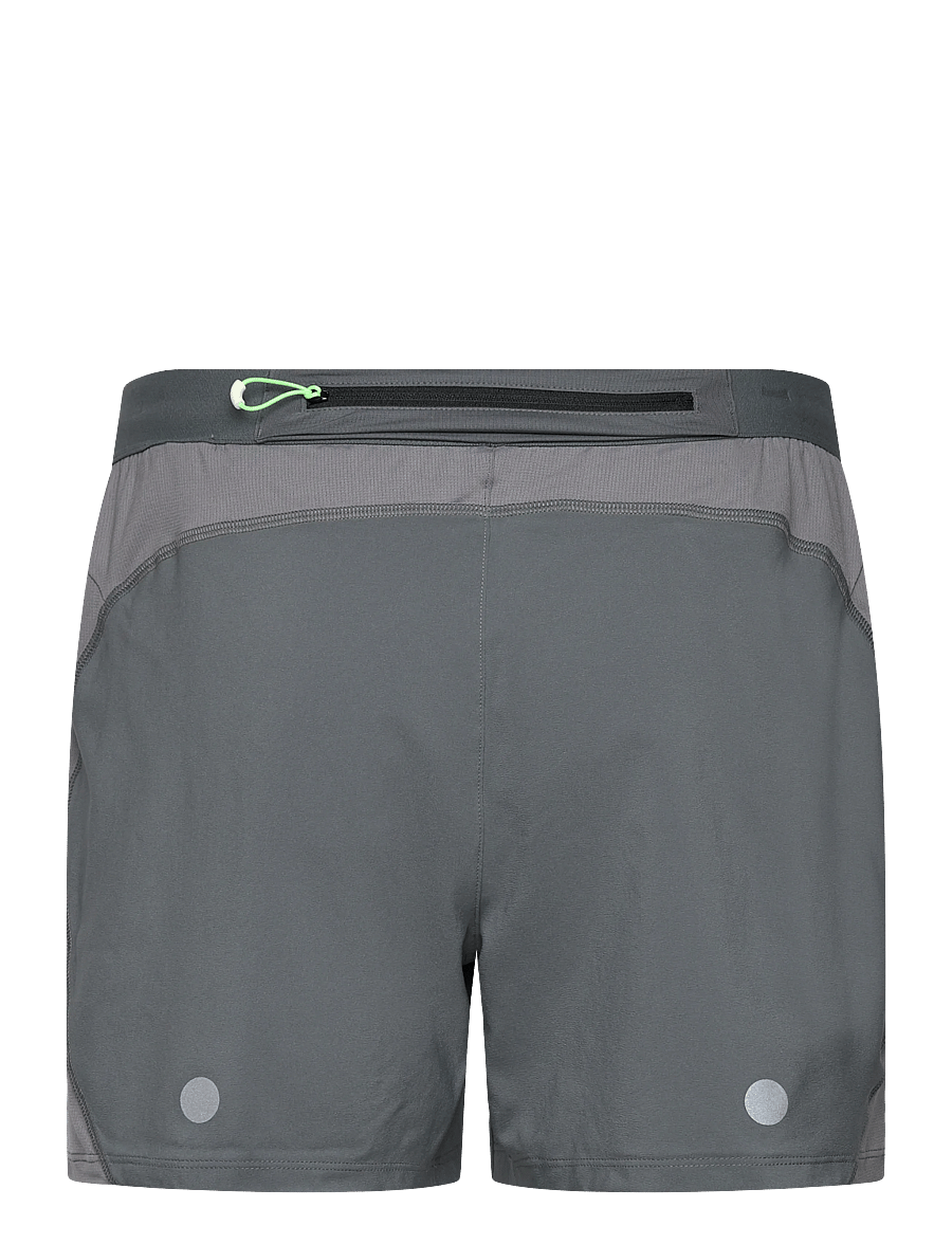 Asics - ROAD 5IN SHORT - lühikesed jooksupüksid - clay grey/steel grey/illuminate green - 1