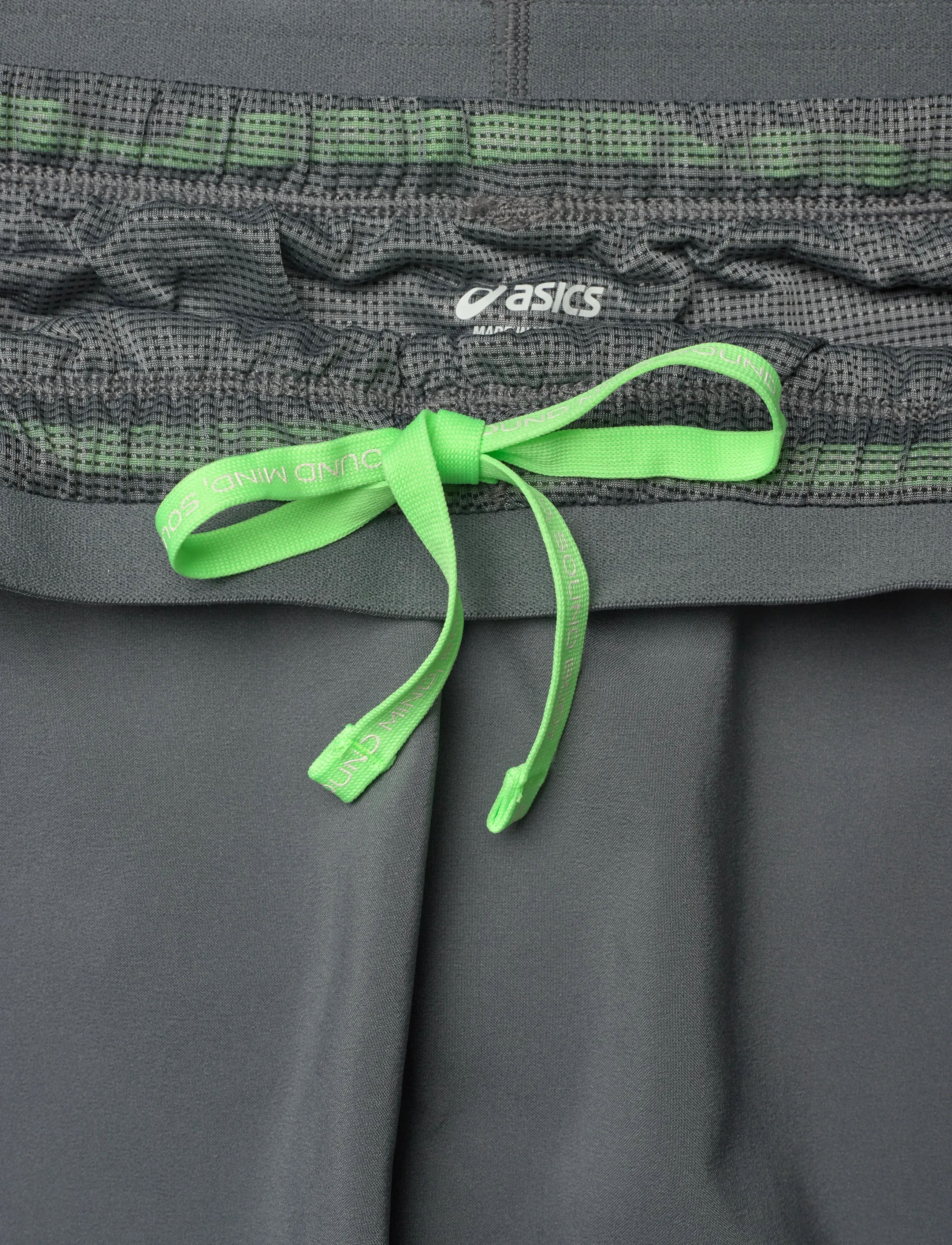 Asics - ROAD 5IN SHORT - running shorts - clay grey/steel grey/illuminate green - 5