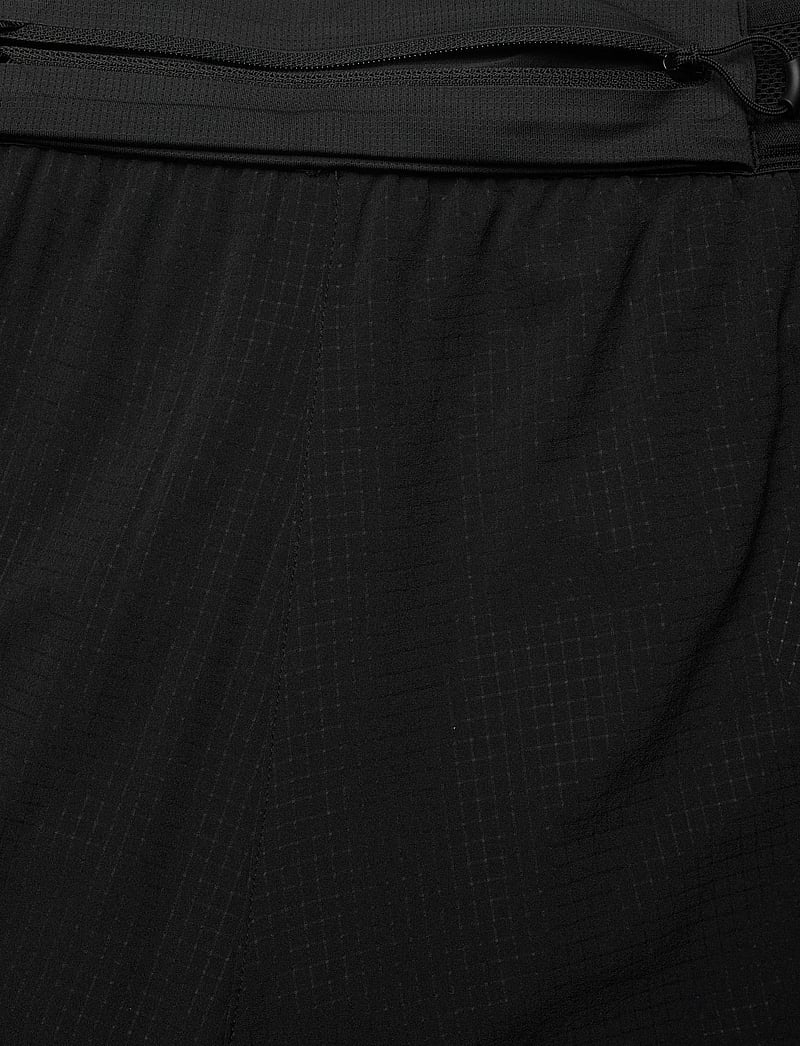 Asics - METARUN 5IN SHORT - løbeshorts - performance black - 5