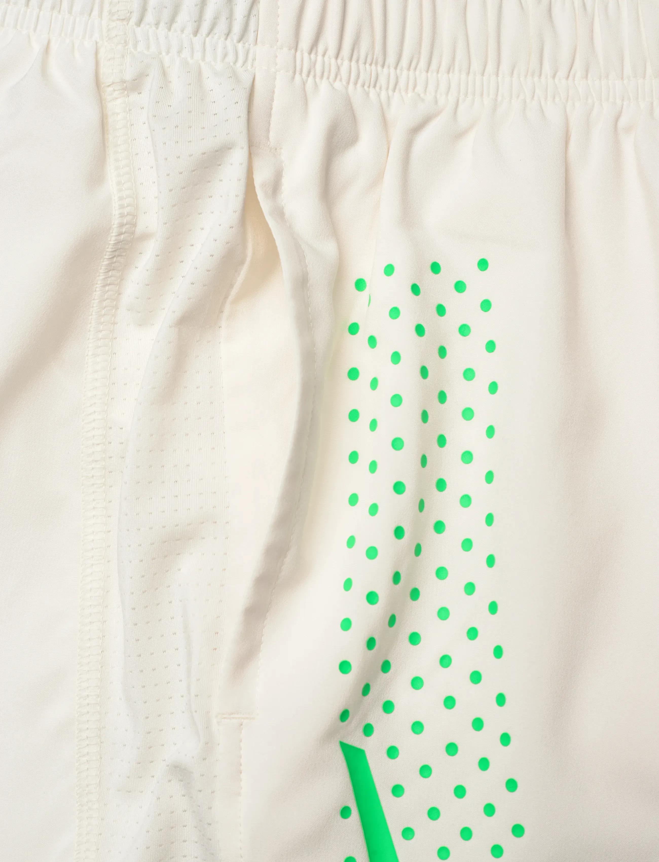 Asics - ICON 7IN SHORT - løbeshorts - cream/vital green - 2