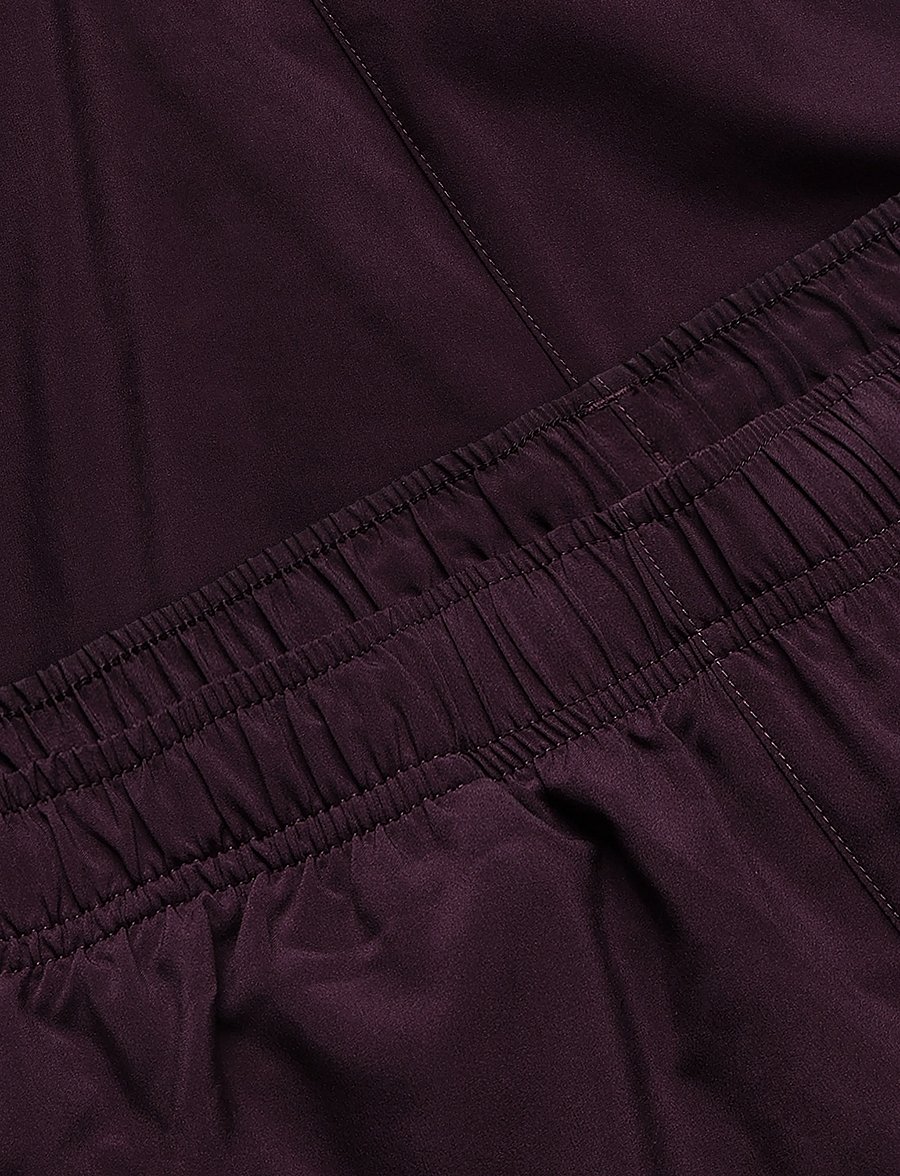Asics - ICON 7IN SHORT - lühikesed jooksupüksid - dark aubergine - 2