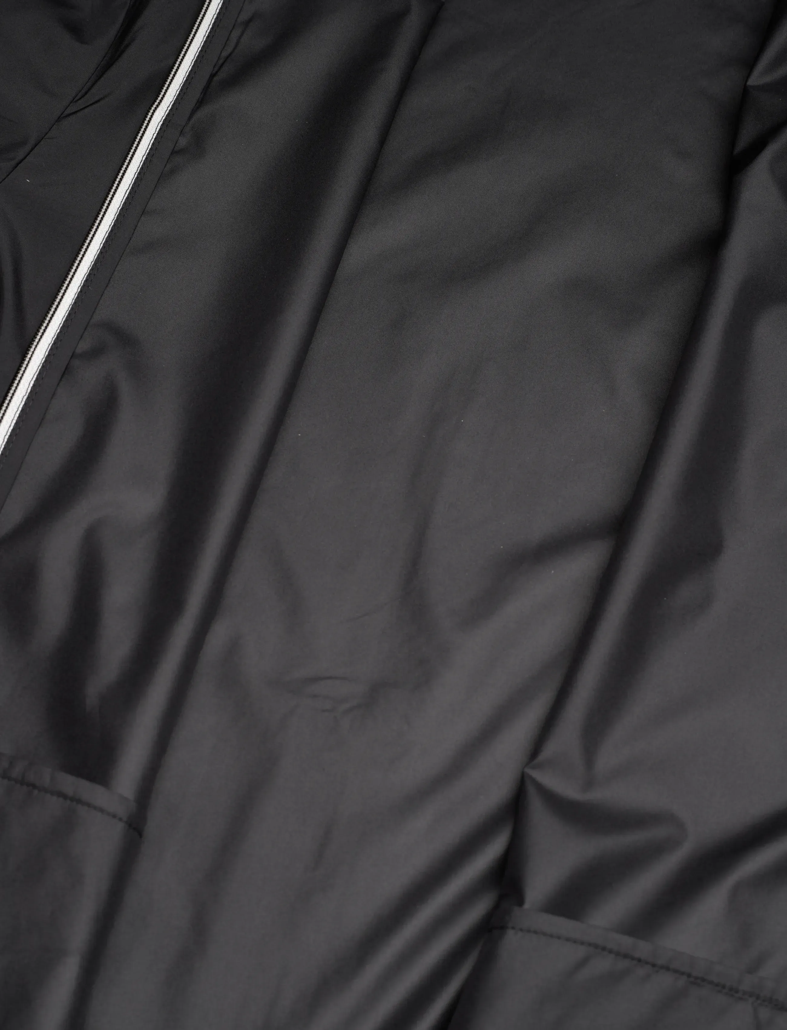 Asics - ICON JACKET - sportsjakker - performance black/cream - 4