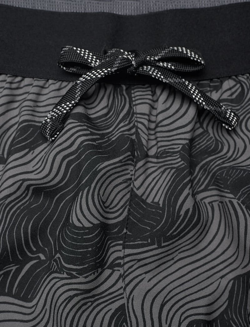 Asics - FUJITRAIL ALL OVER PRINT 5IN SHORT - laufshorts - performance black/carbon/cream - 2