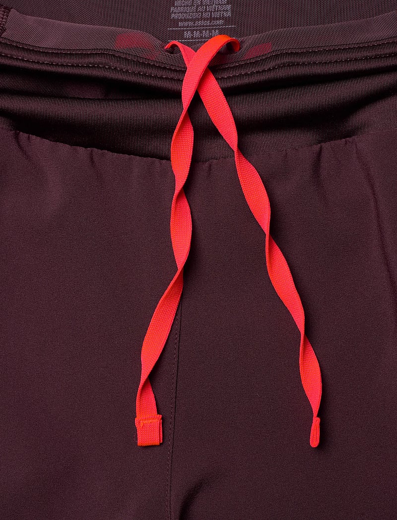 Asics - ROAD 3.5IN SHORT - løbeshorts - dark currant - 2