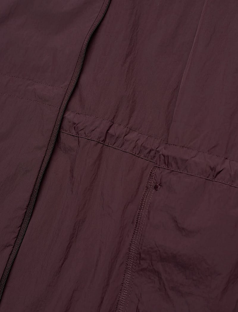 Asics - ROAD PACKABLE JACKET - spordijakid - dark currant - 4