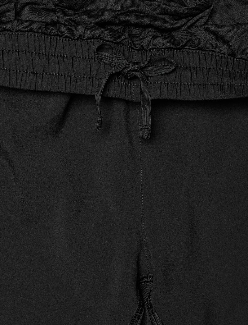 Asics - ASICS CORE 4IN SHORT - casual shorts - performance black - 2