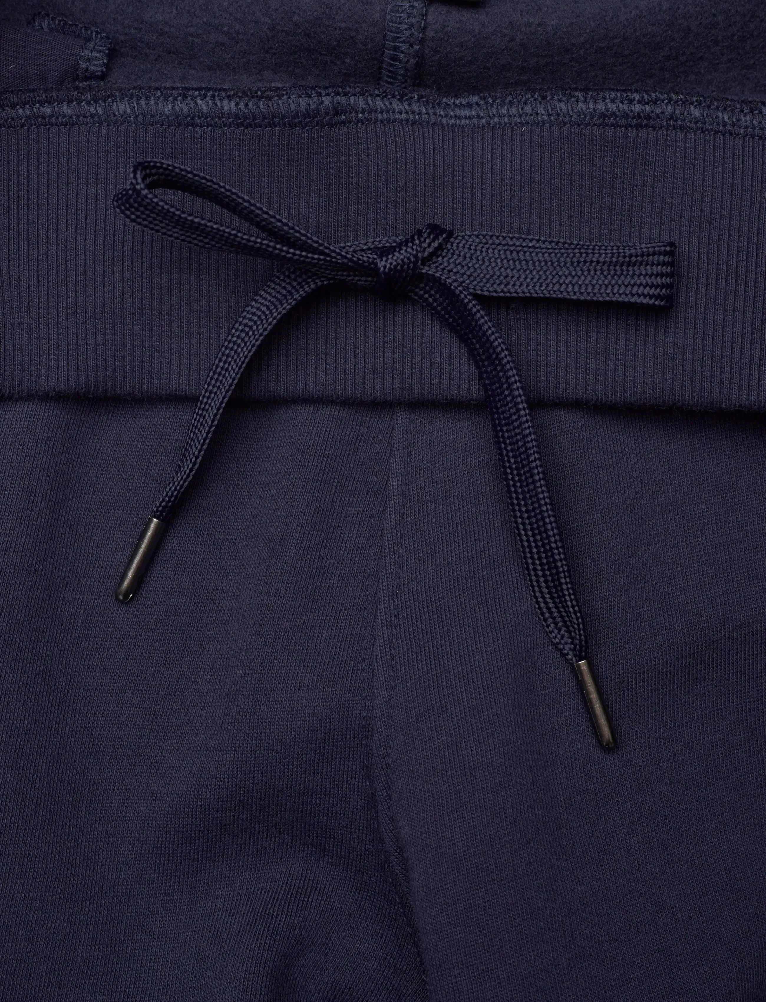 Asics - ASICS LOGO SWEATPANT - midnight/birch - 3