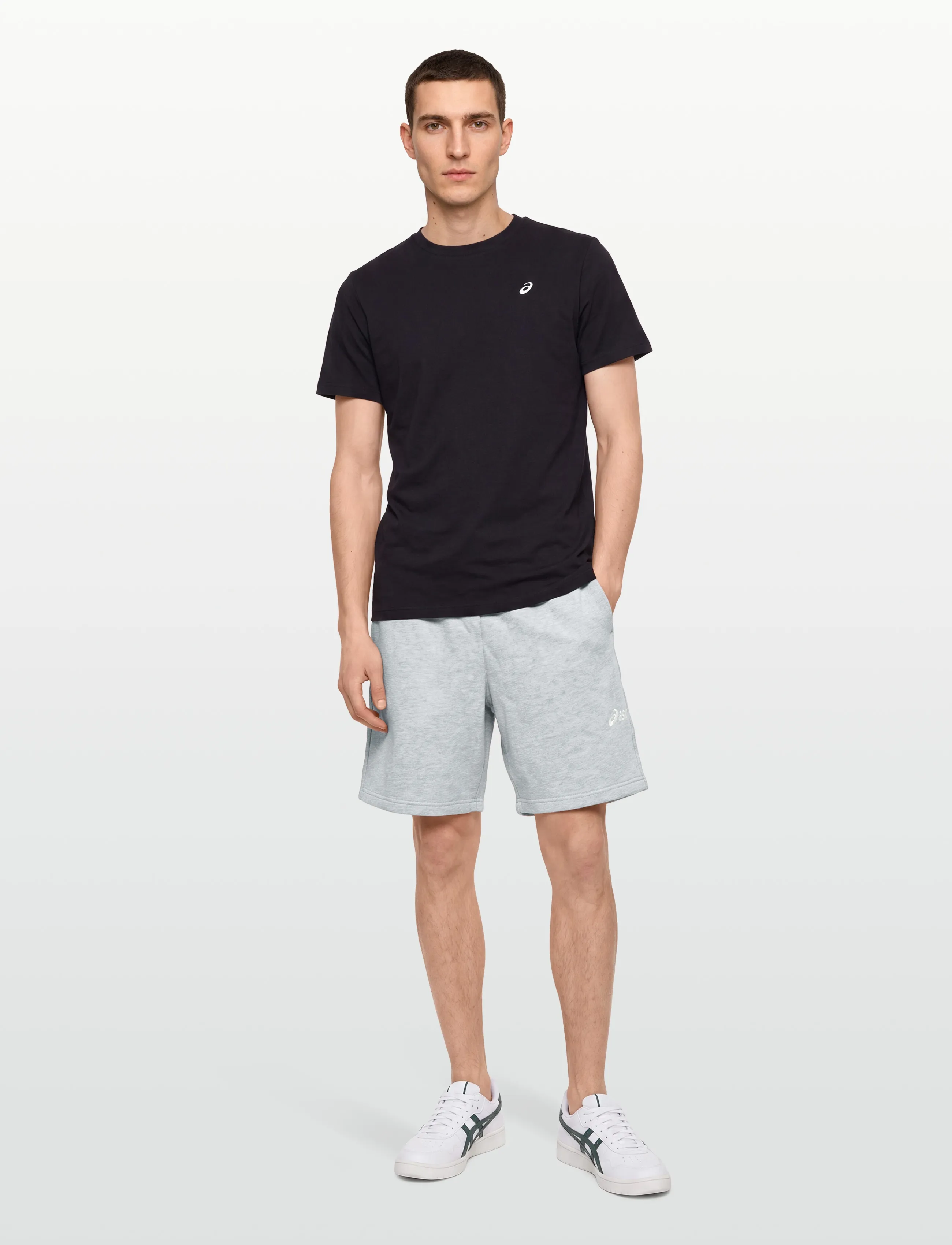 Asics ASICS LOGO FLEECE 7IN SHORT - Festival-outfit - GREY HEATHER / grey