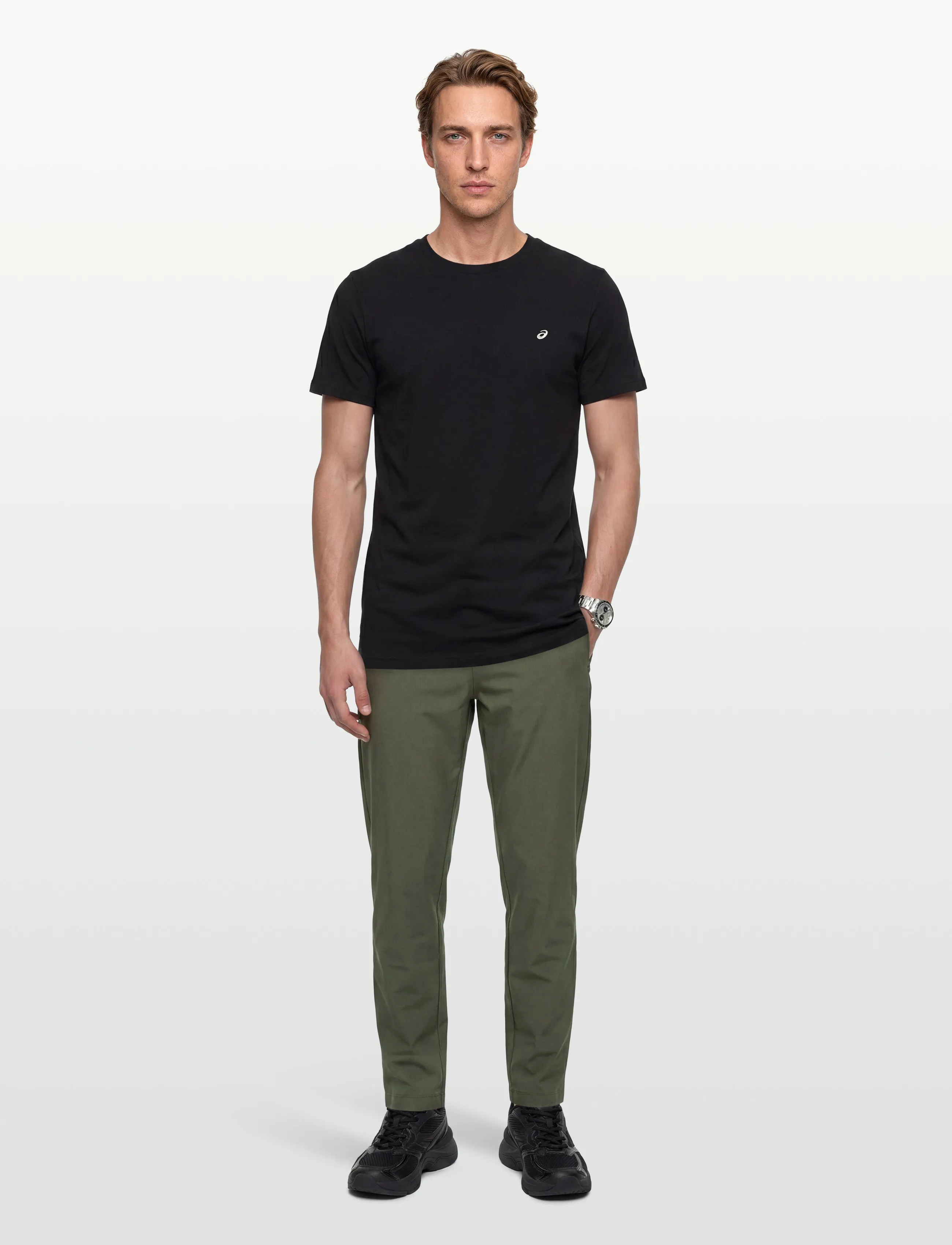 Asics Asics Spiral Embroidery Tee, XXL, Black, Sport Overdele > Sport T-shirts, Herre
