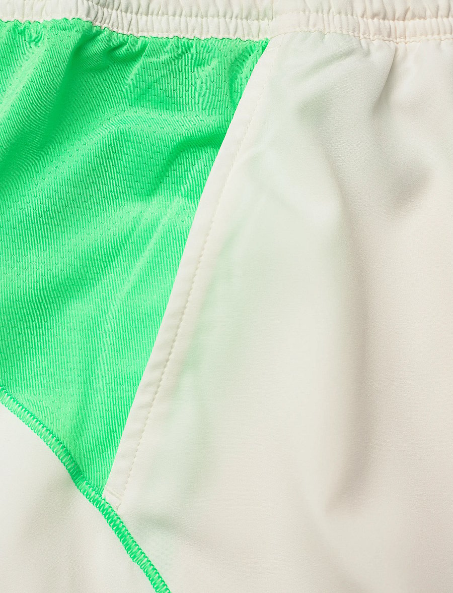 Asics - PADEL COURT 7IN SHORT - trainingsshorts - cream/vital green - 2