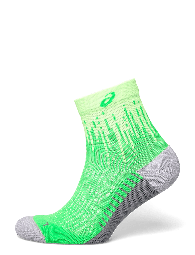 Asics - PERFORMANCE RUN SOCK QUARTER - clothes - illuminate green/vital green - 0