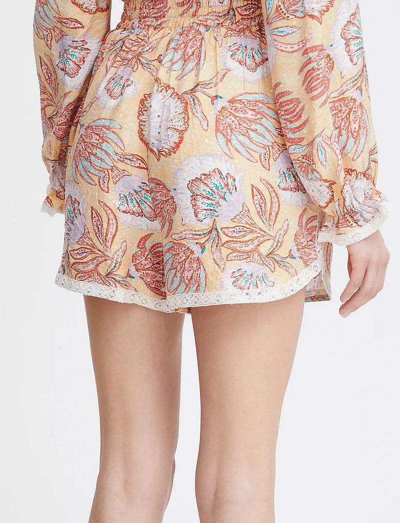 Atelier Rêve - IRLAMORE SHO - casual shorts - big summer flowers ms24 - 4