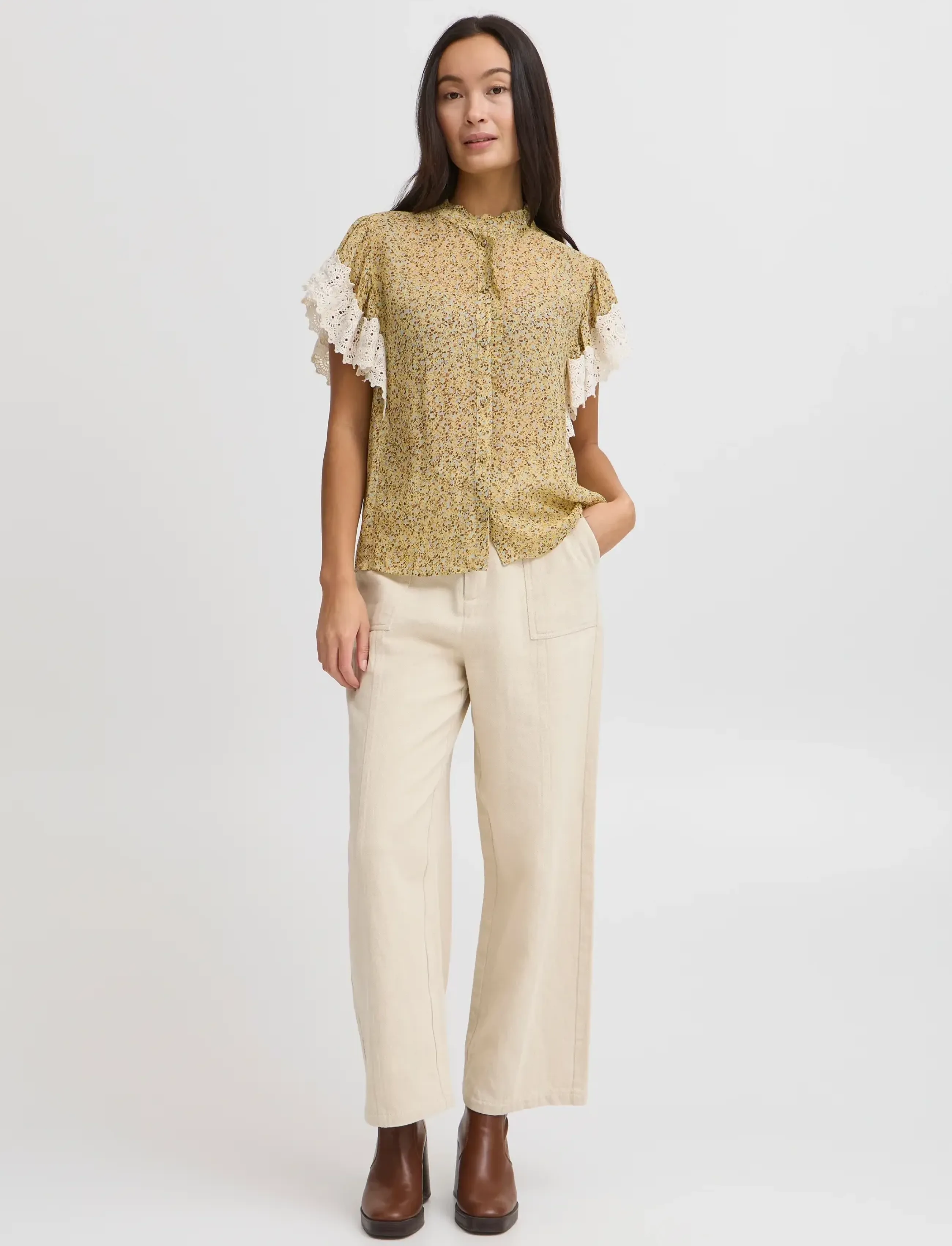 Atelier Rêve - IRKARLA SS - lyhythihaiset puserot - golden haze - 4