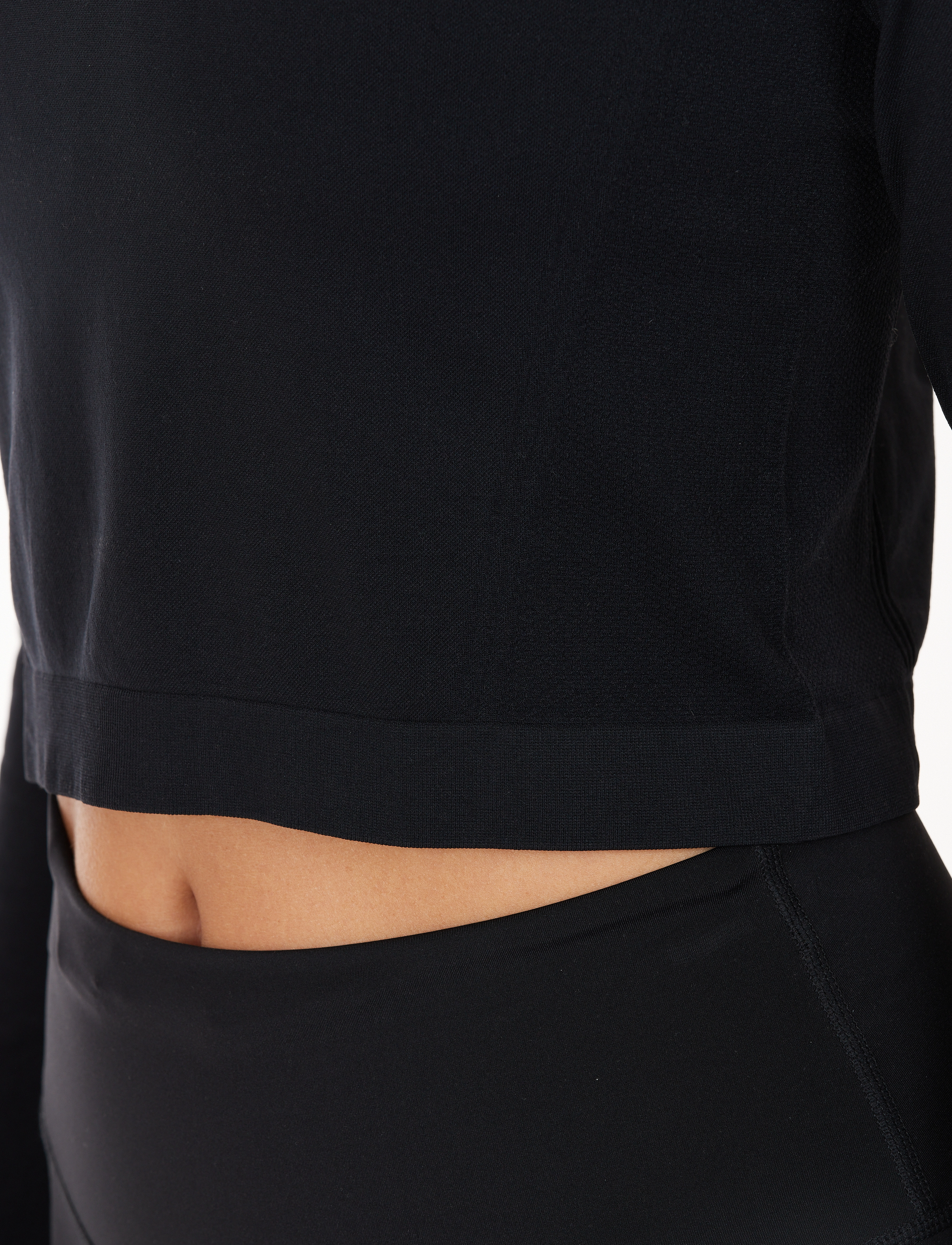 Athlecia - Celita W L-S Seamless Crop Top - black - 4