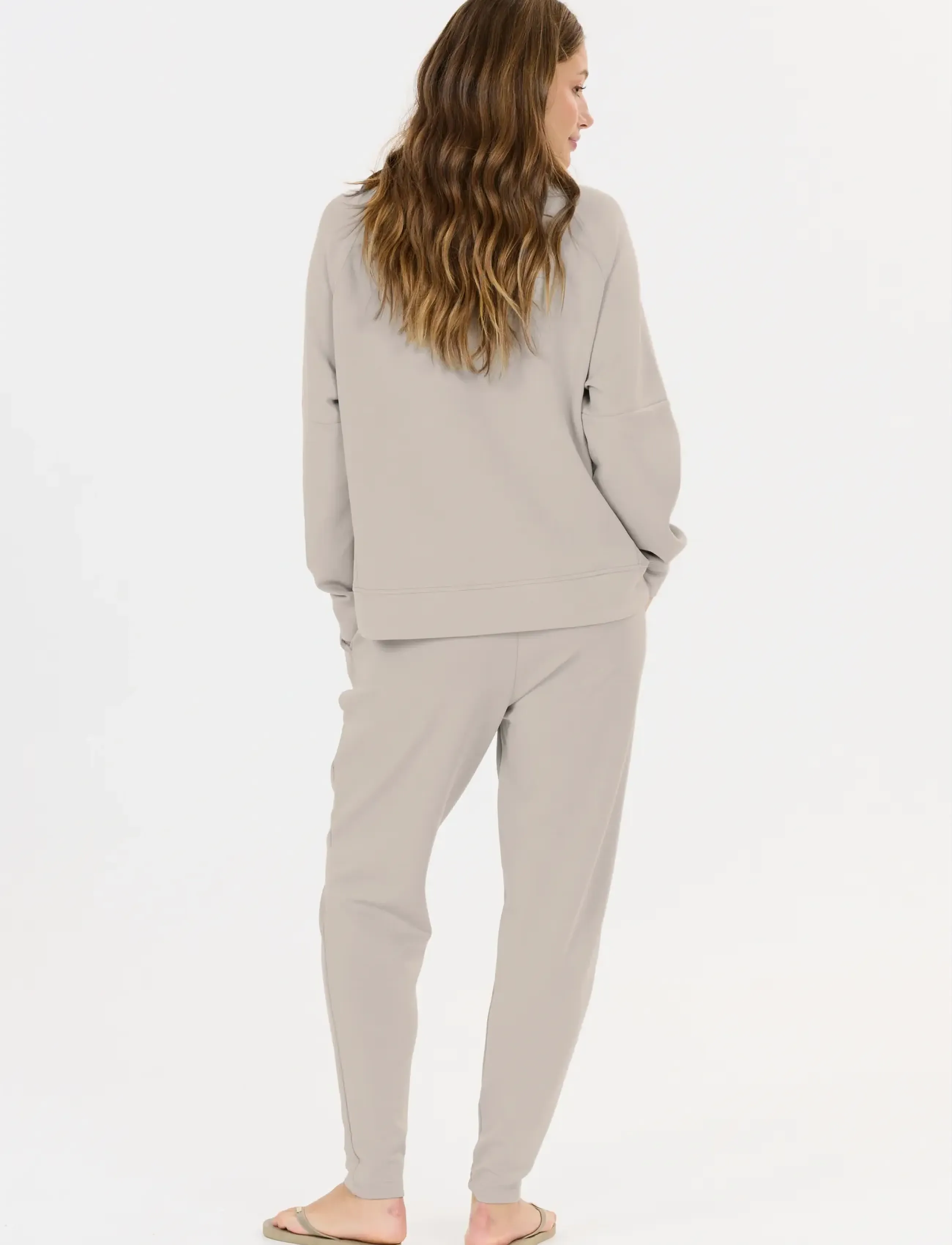 Jacey W Crew Neck 5