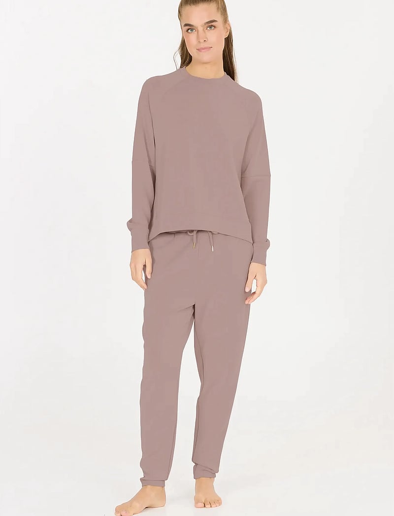 Athlecia - Jacey W Crew Neck - sweatshirts - sphinxsand - 0
