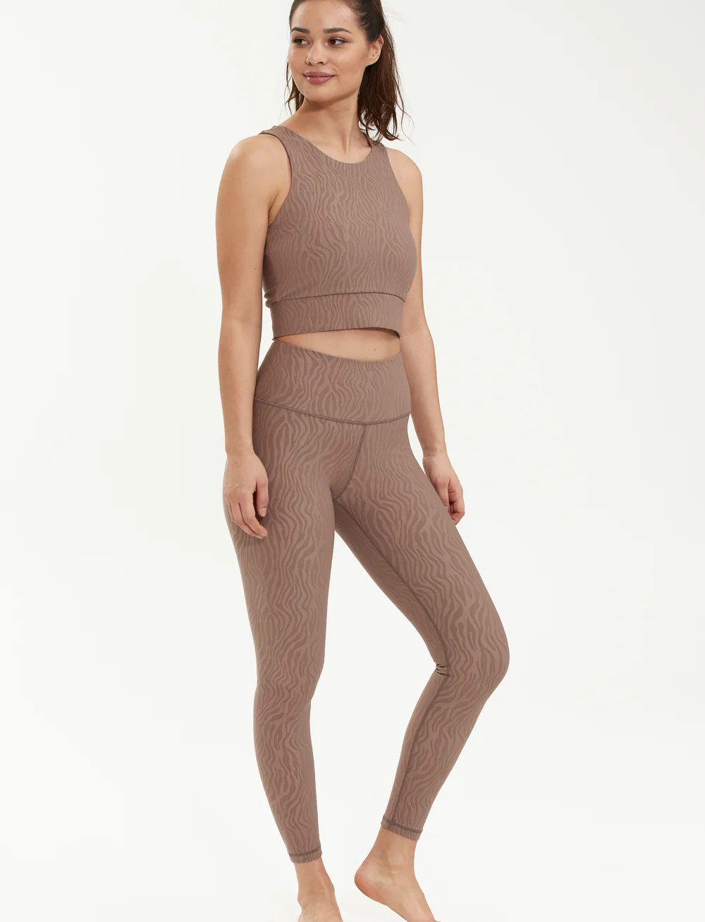 Athlecia - Alma W Bra - mittlerer halt - deep taupe - 0