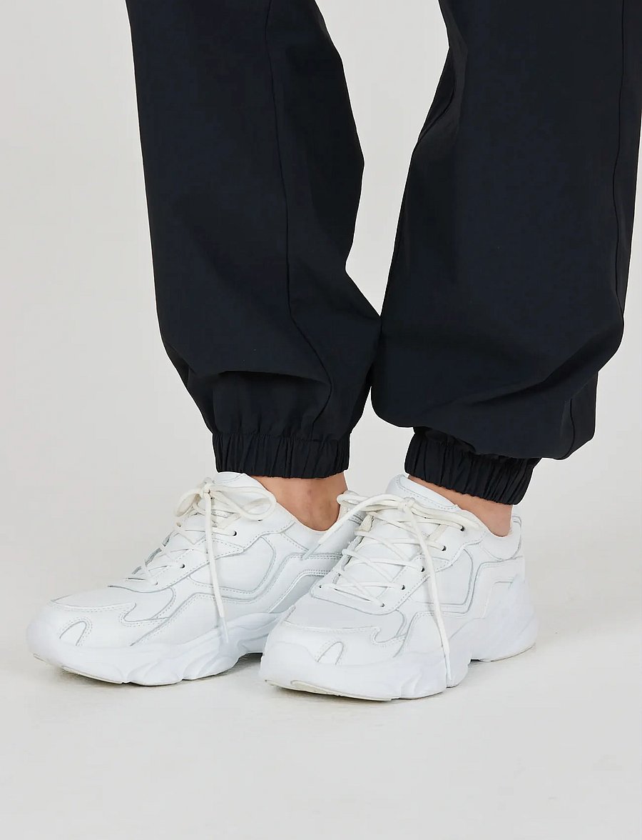 Athlecia - Hero W Track Pants - trainingshosen - black - 4