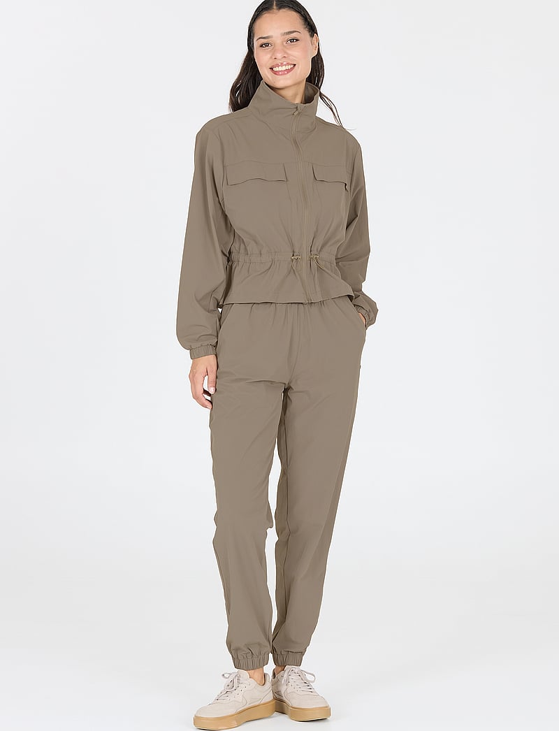 Athlecia - Hero W Track Pants - falcon - 0