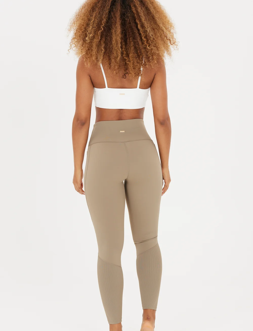 Athlecia - Aliya W Tights - jooksuretuusid - roasted cashew - 5