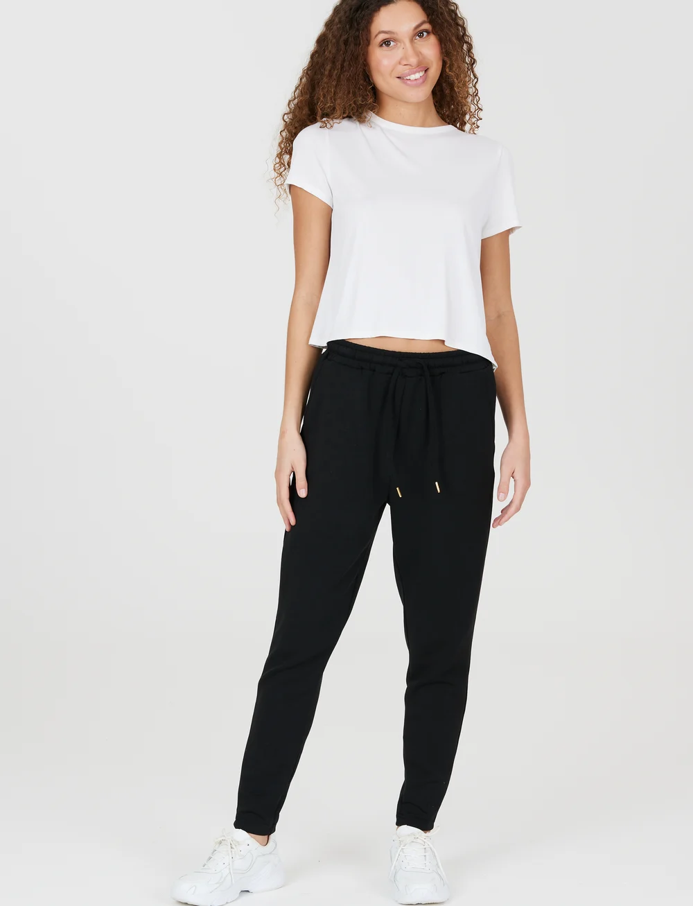 Athlecia - Jacey V2 W Sweat Pants - trainingshosen - black - 3