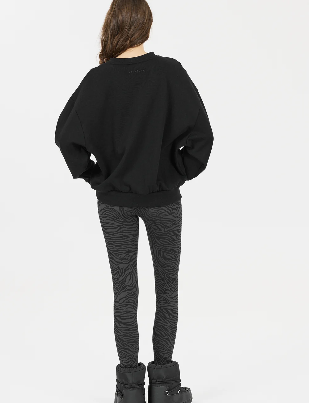 Athlecia - Giannis W Crew Neck - dressipluusid - black - 3