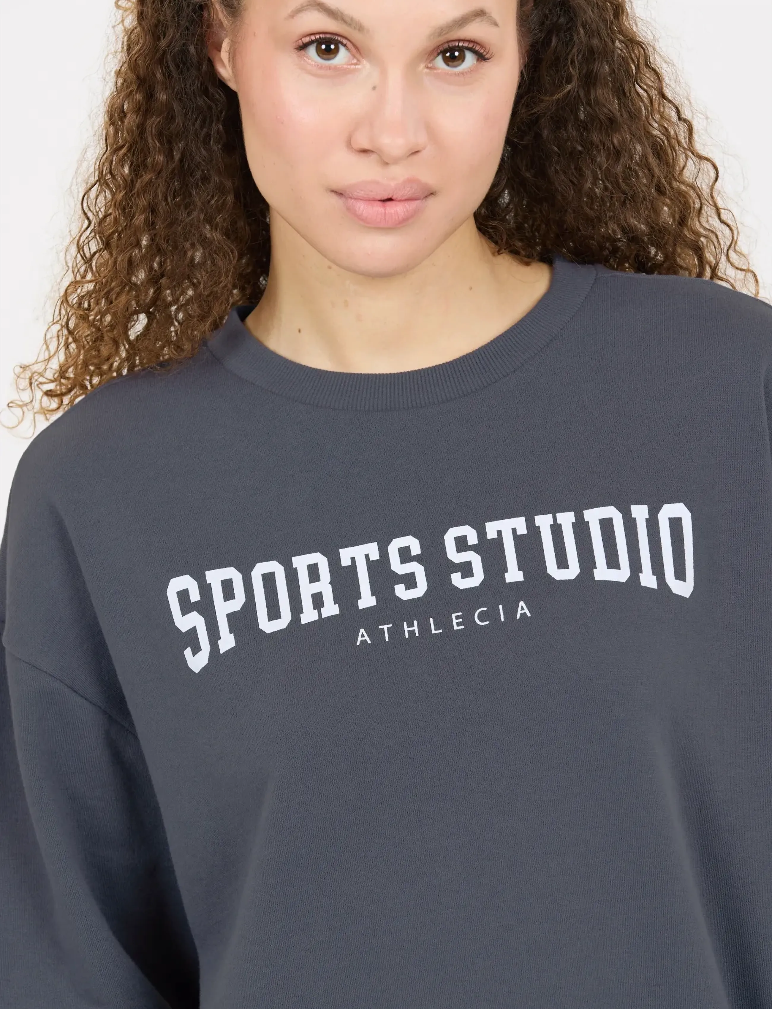 Giannis W Crew Neck 6