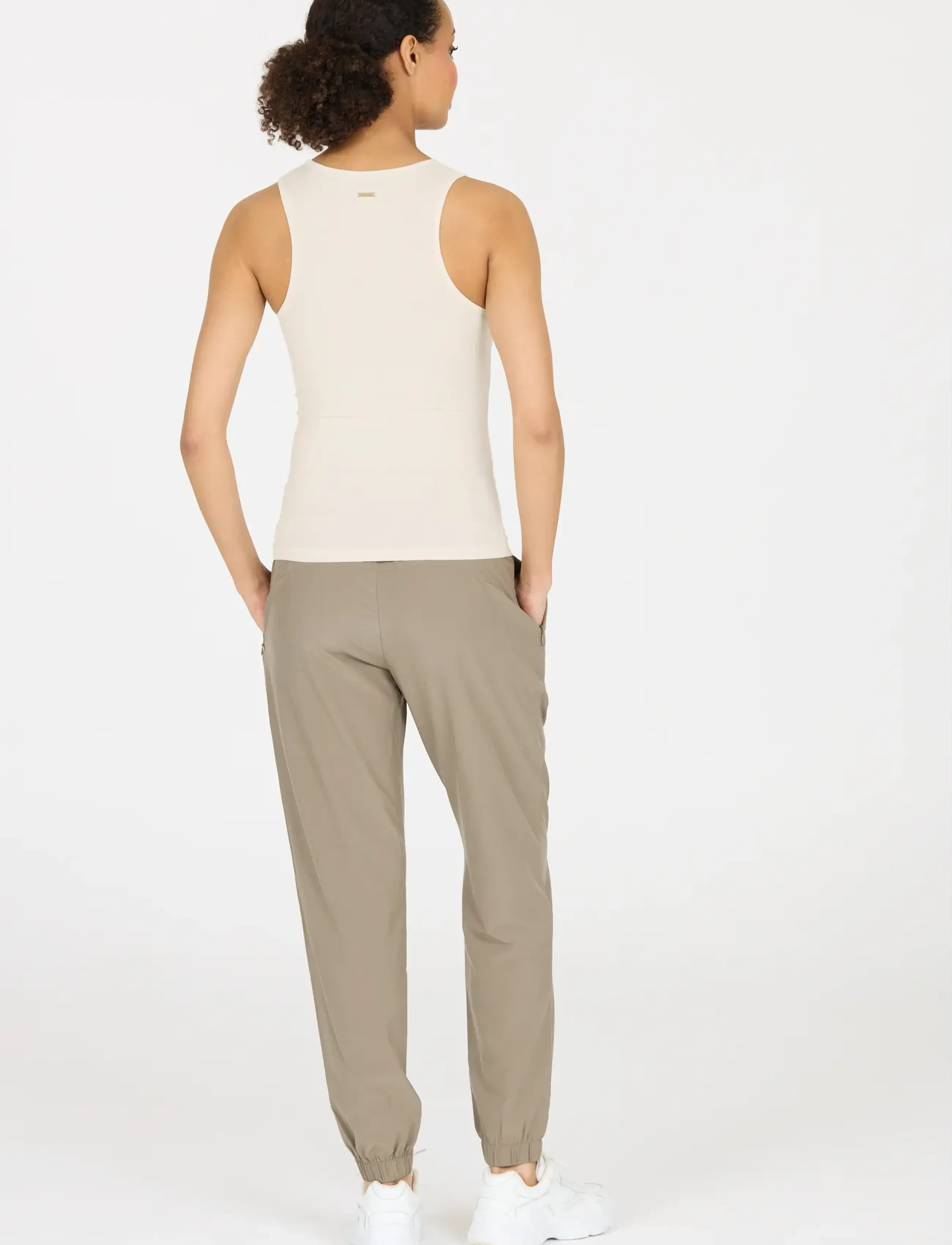 Athlecia - Tinashe W Halterneck Rib Top - topjes - vaporous gray - 5