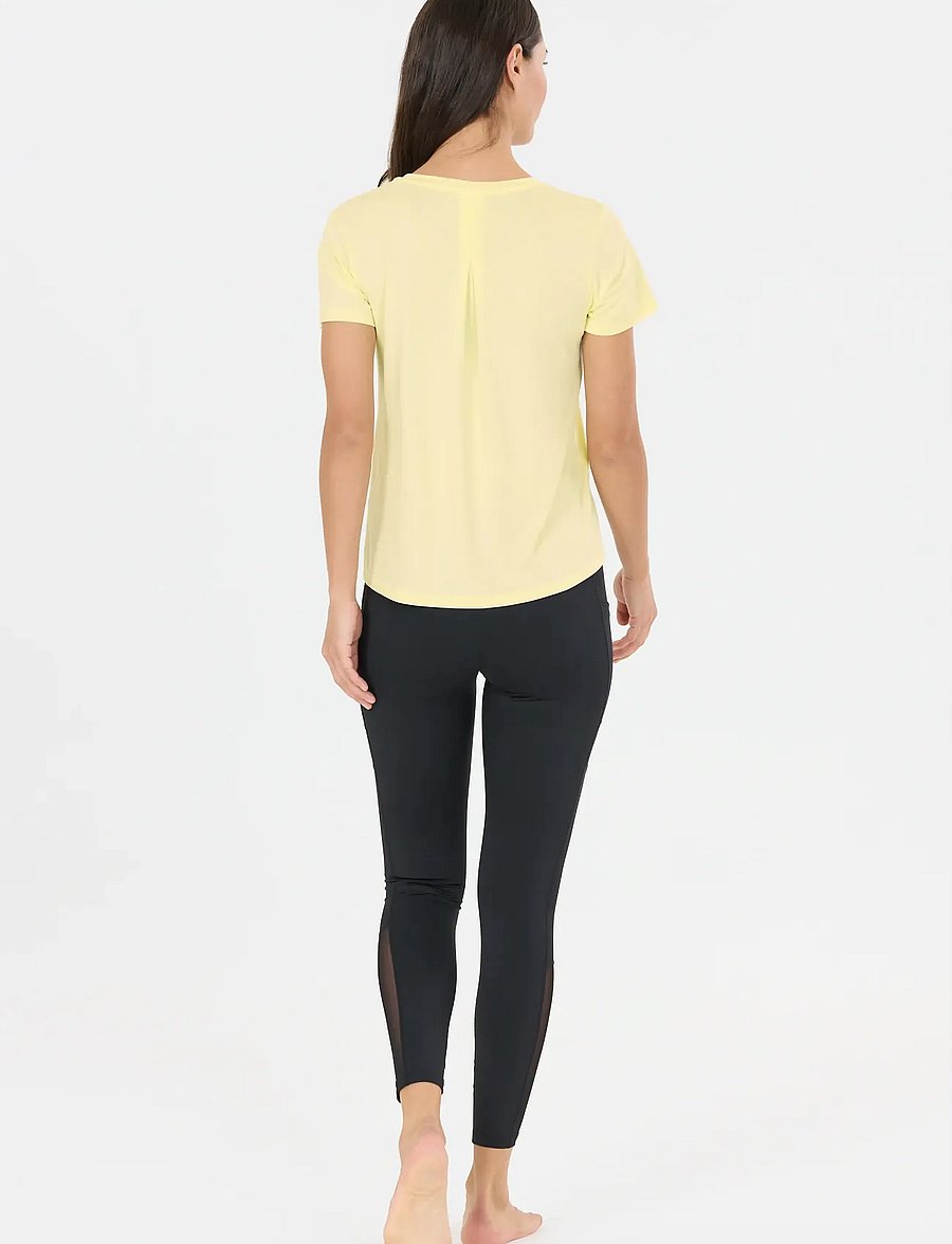 Athlecia - Pacy V2 W S/S Tee - t-shirts - transparent yellow - 4