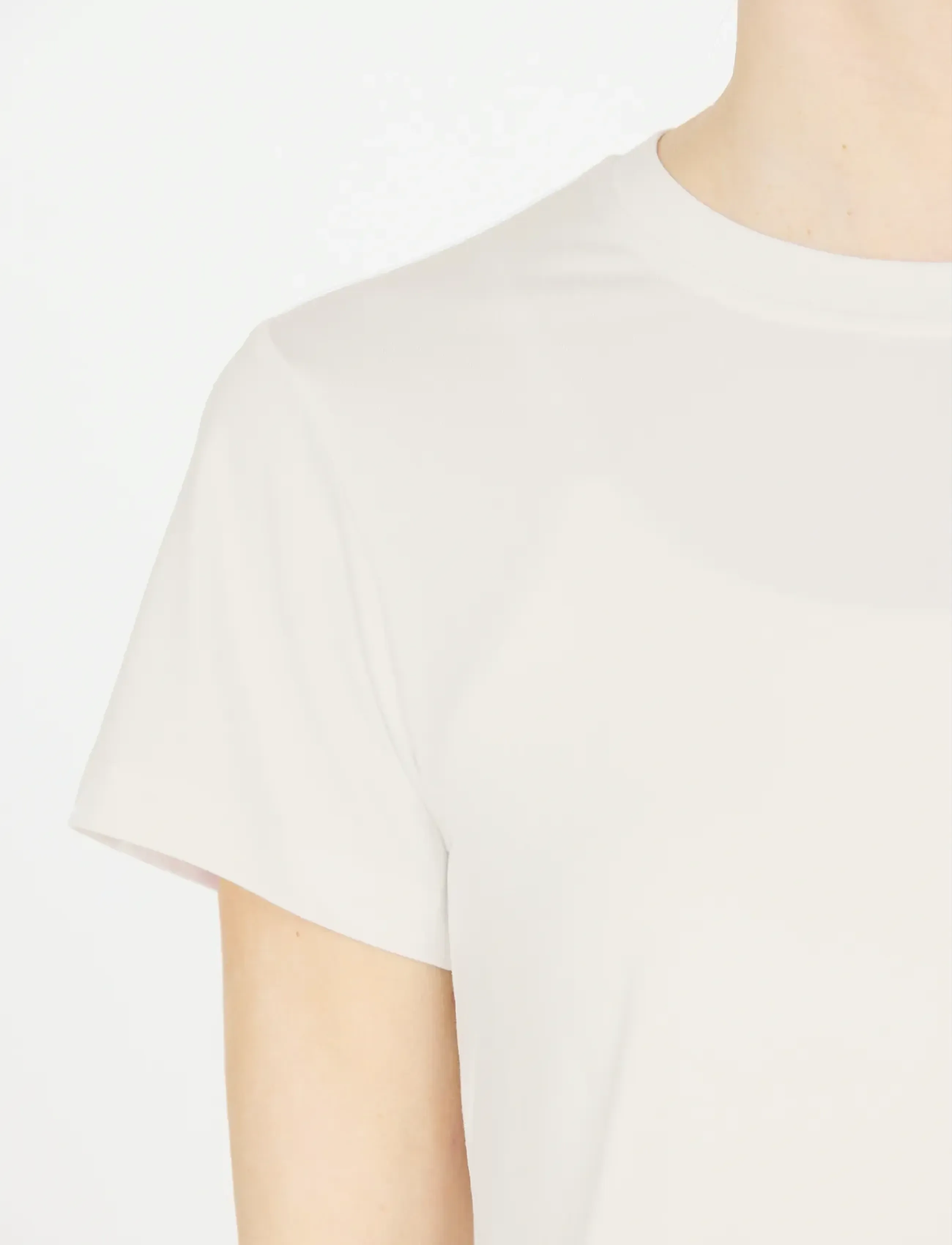 Athlecia Pacy V2 W S/S Tee - T-Shirts - WHITE / white