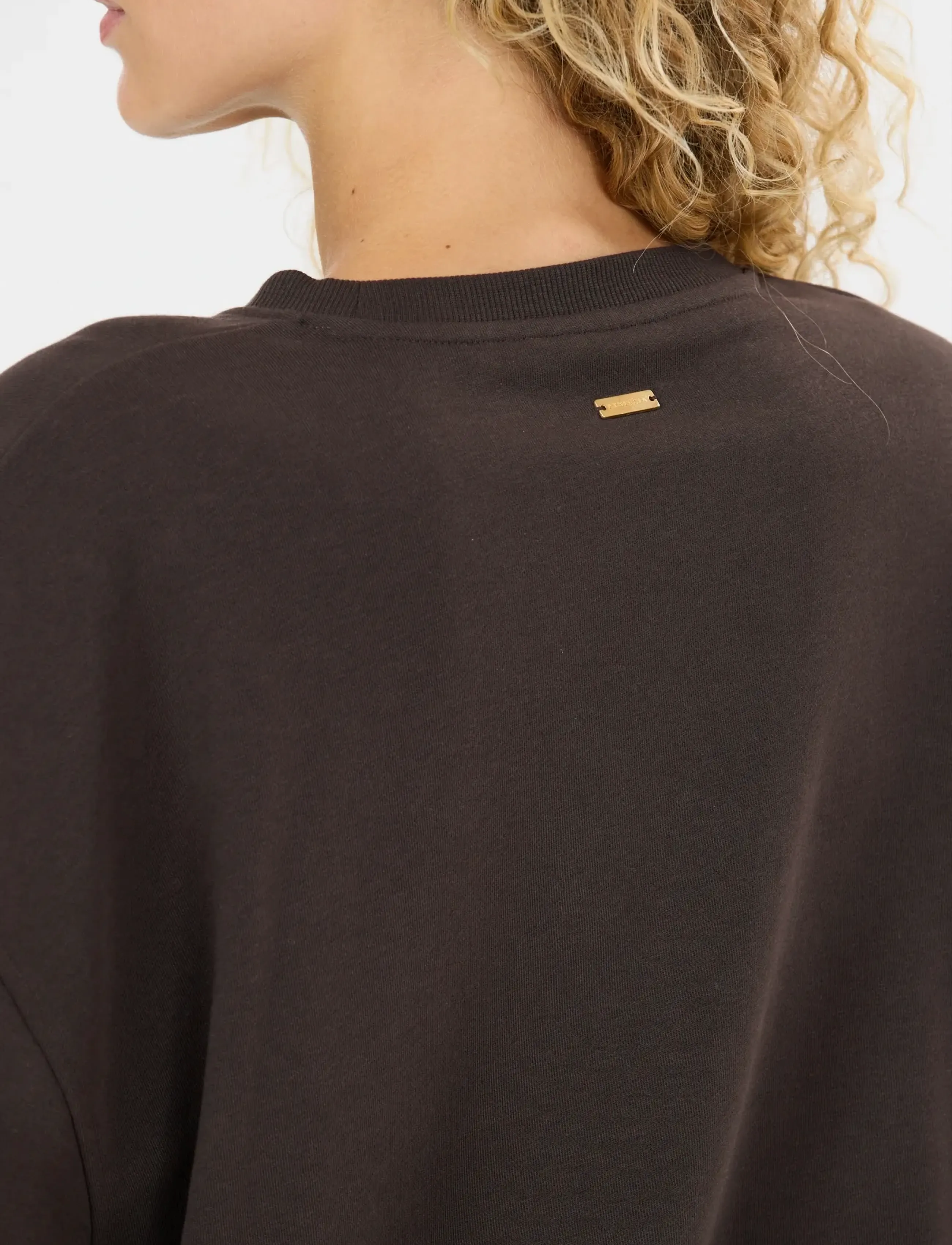Athlecia - Crecy W Crew Neck - dressipluusid - chocolate torte - 3
