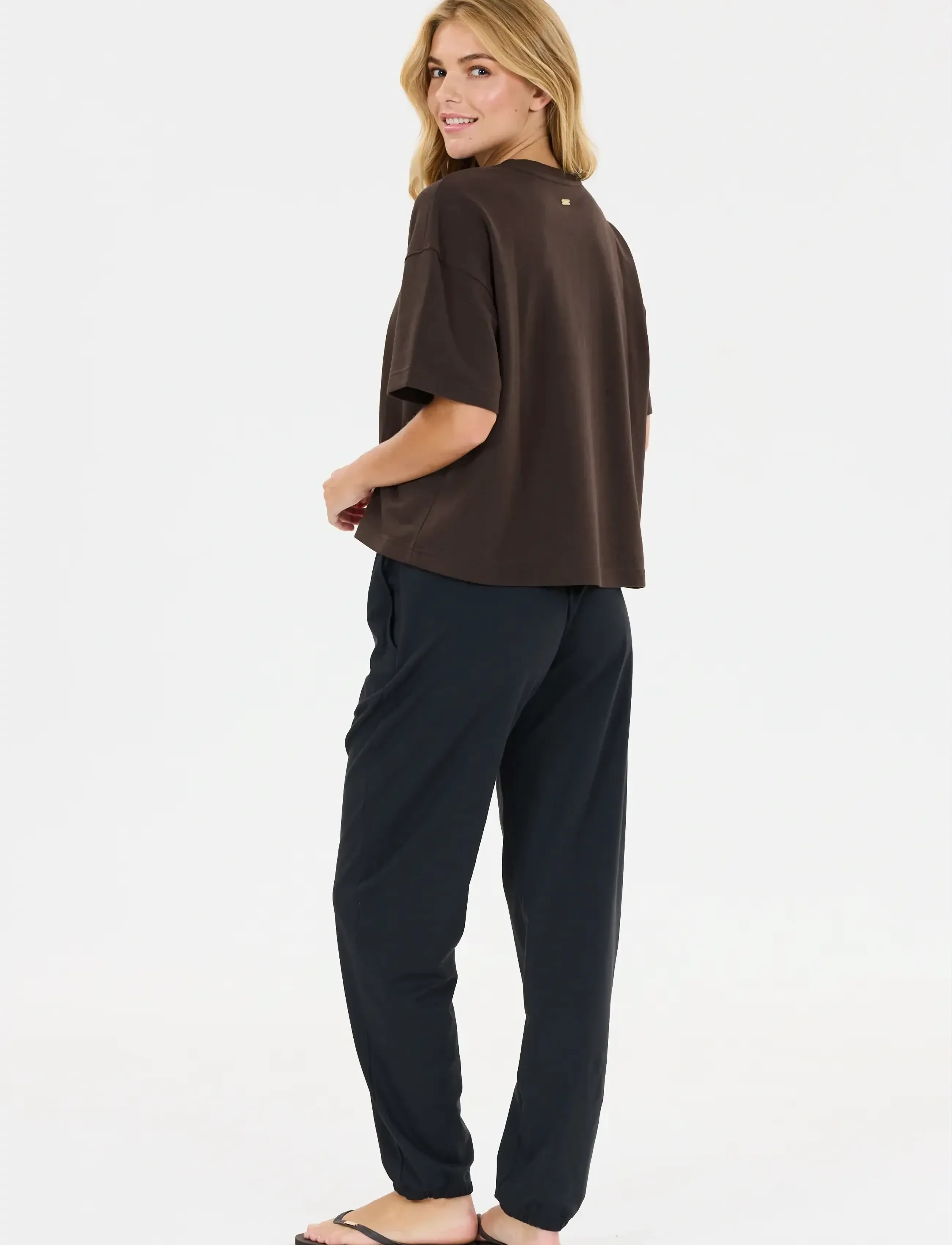 Athlecia - Crecy W S/S Tee - t-shirts - chocolate torte - 5