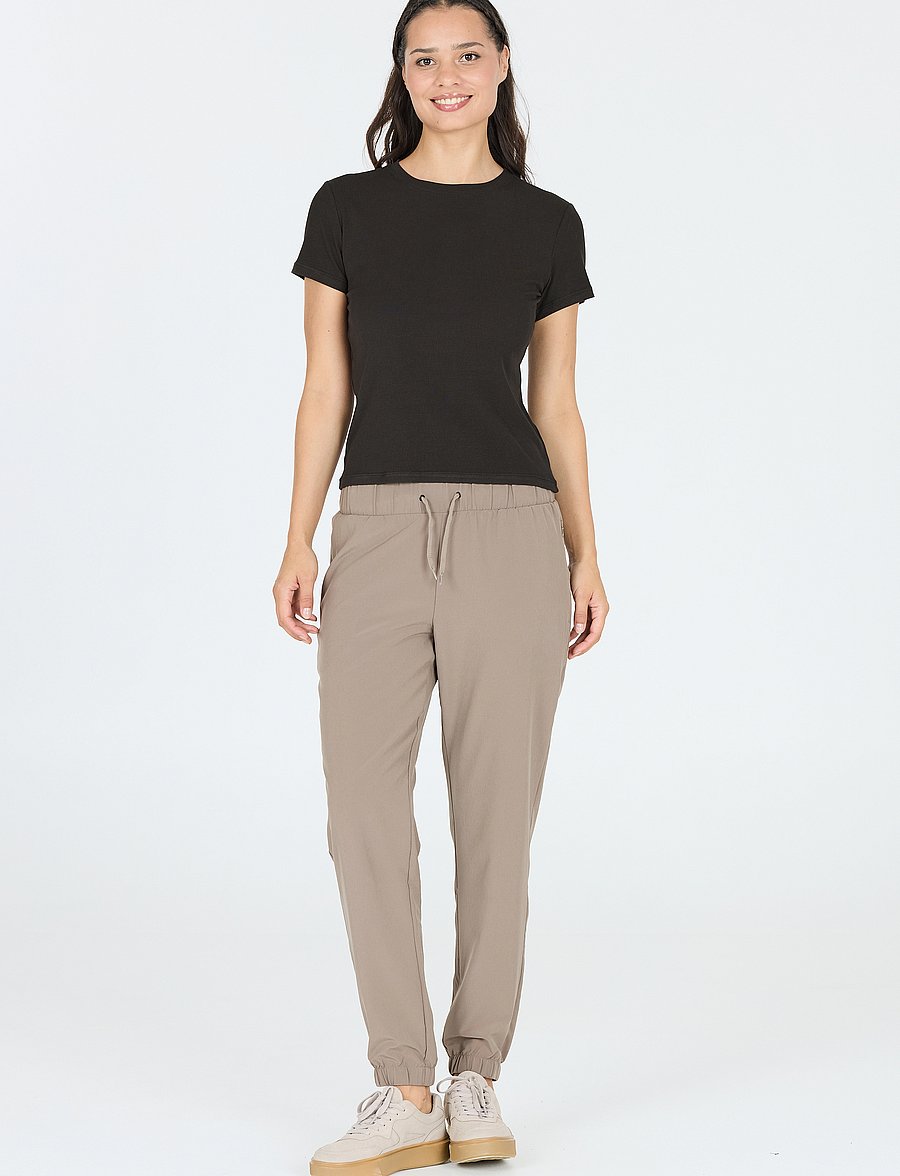 Athlecia - Tinashe W Rib S/S Tee - alussärgid ja t-särgid - black - 0