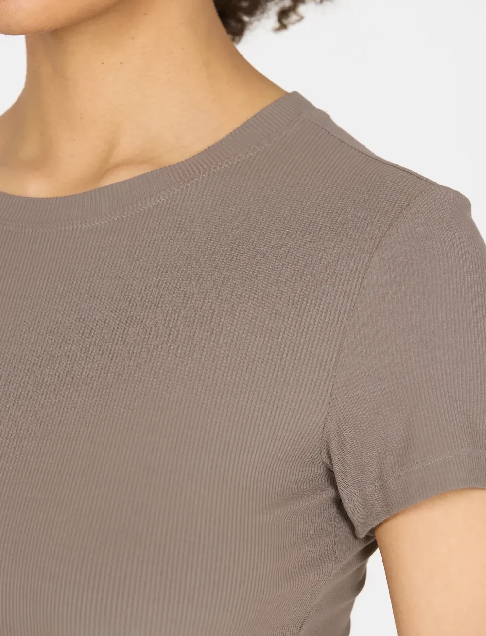 Athlecia - Tinashe W Rib S/S Tee - t-shirts - greige - 0