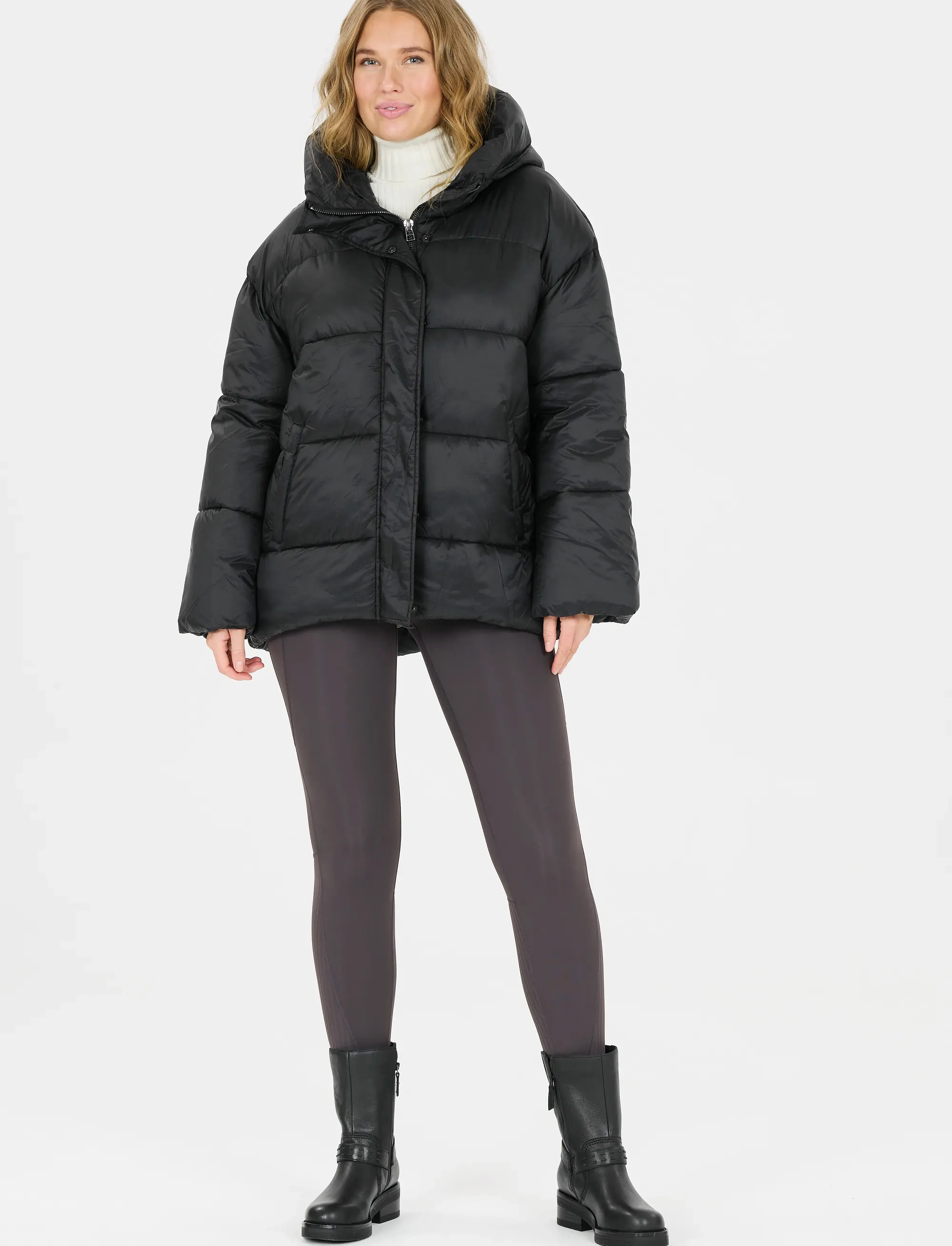 Shaja W Short Puffer 6