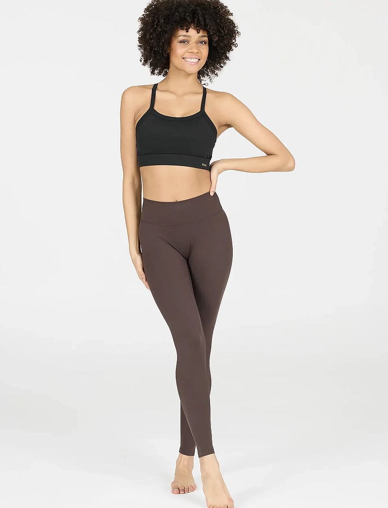 Athlecia - Bloom V2 W Sports Bra - lav støtte - black - 4